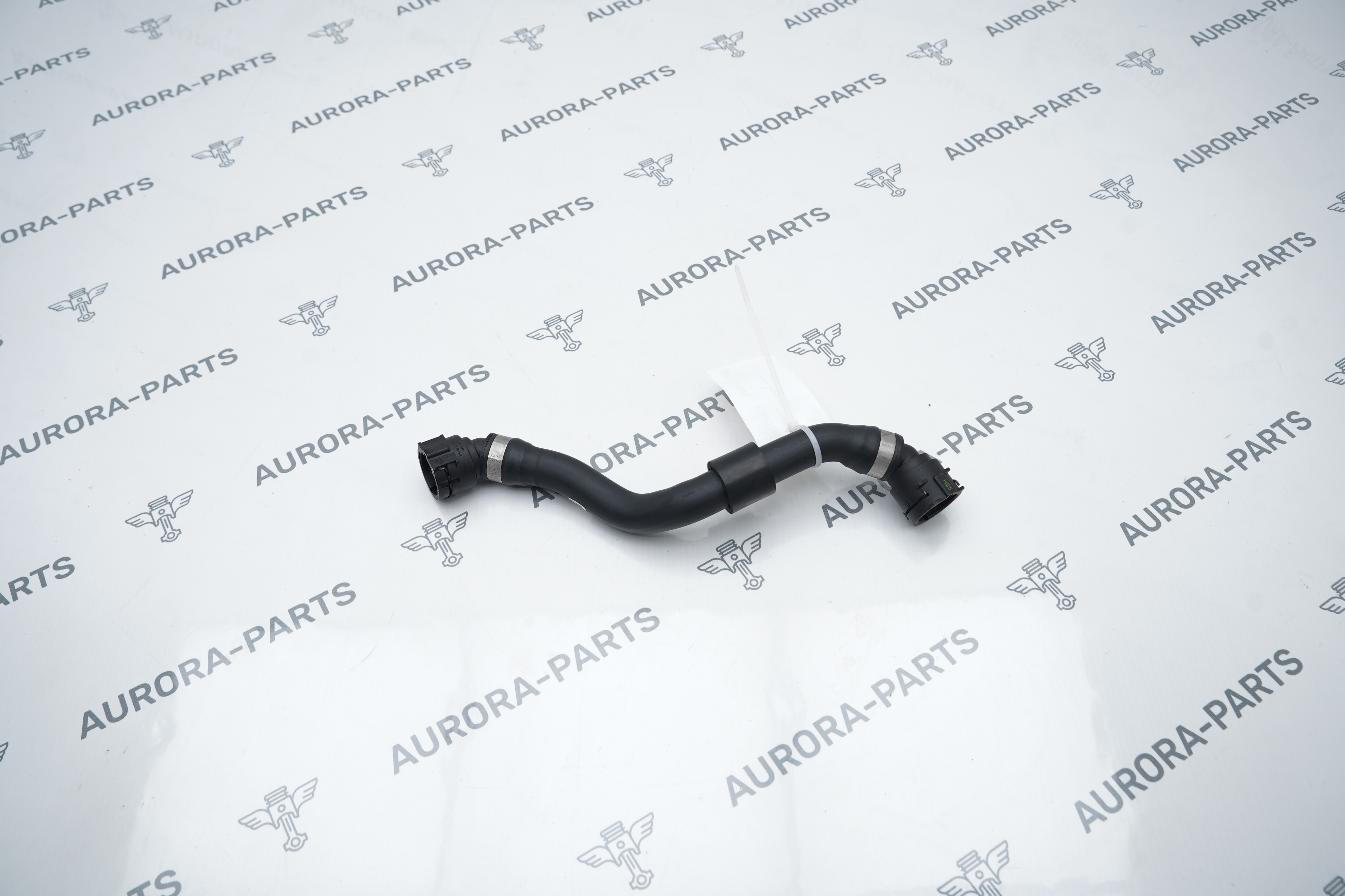 Патрубок системы охлаждения BMW X7