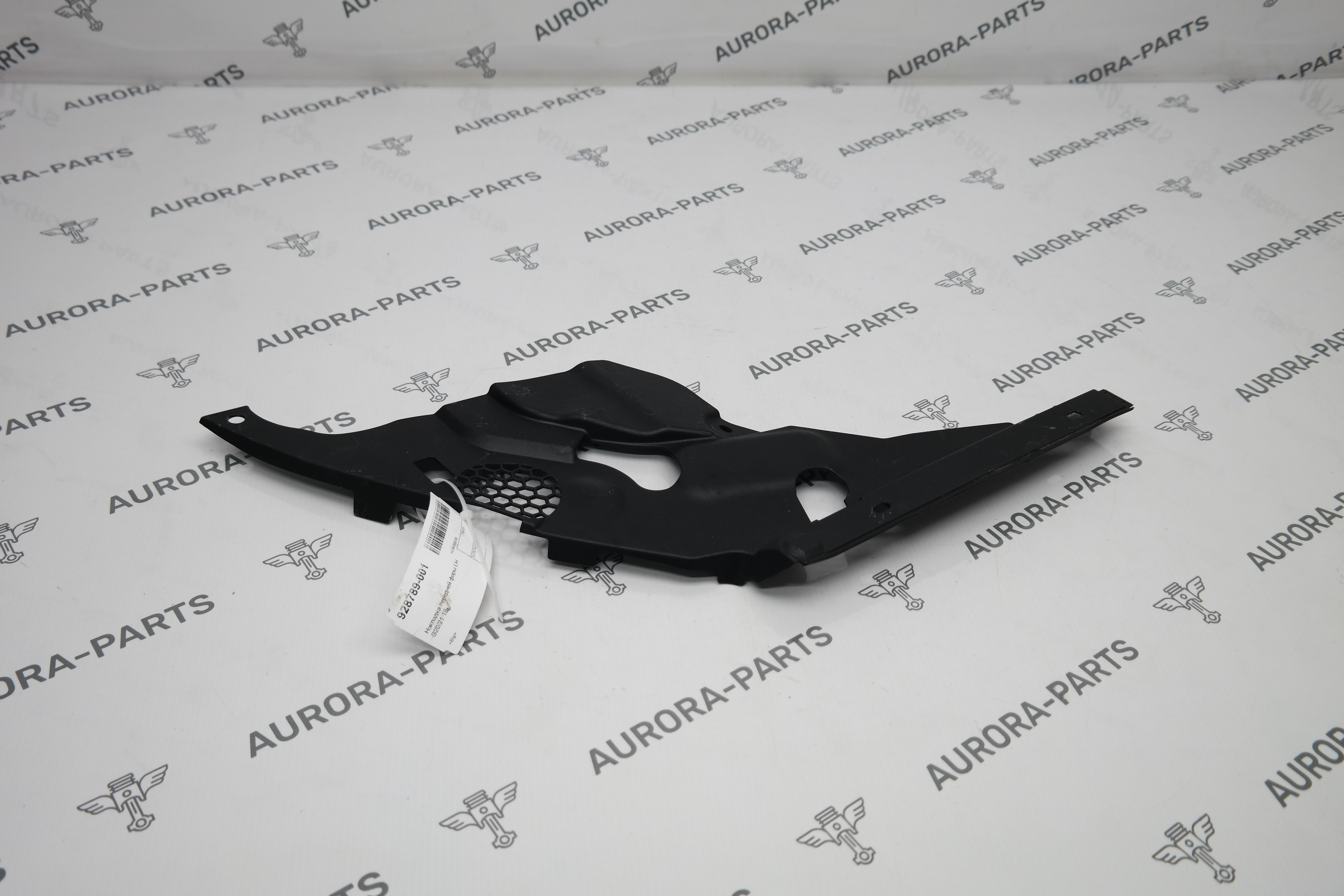 Накладка передней фары LH BMW 3-Series