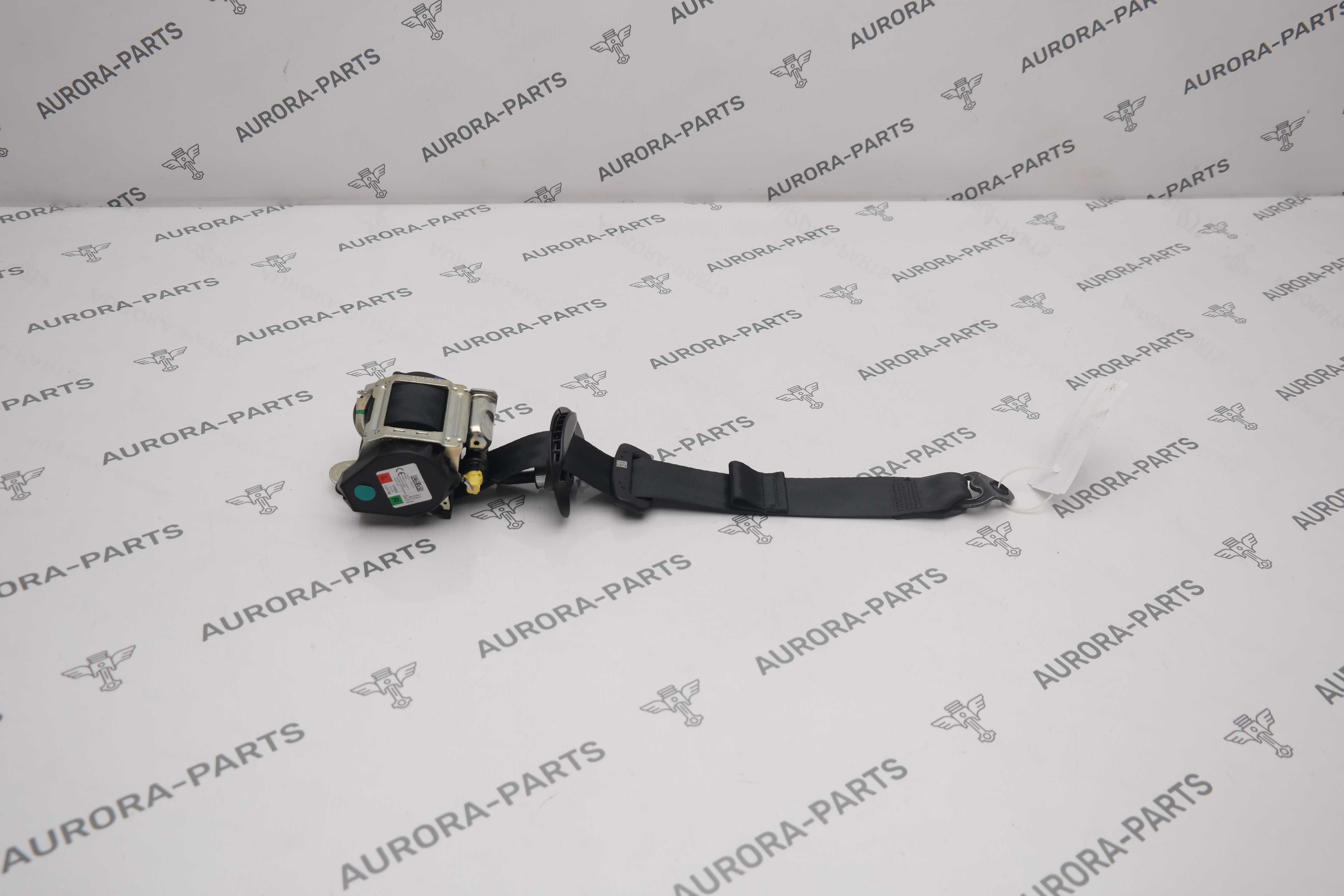 Ремень безопасности задний RН/LН Land Rover Defender