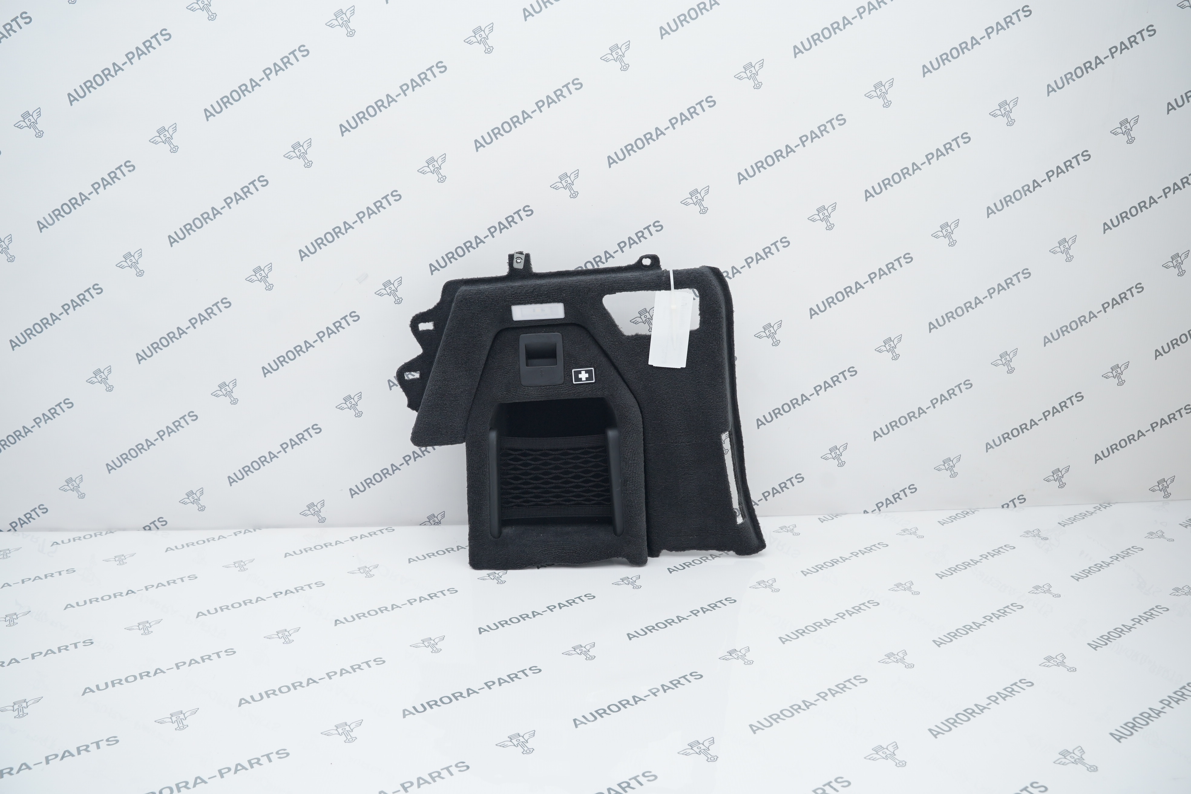 Обшивка багажника (anthrazit) RH BMW X7