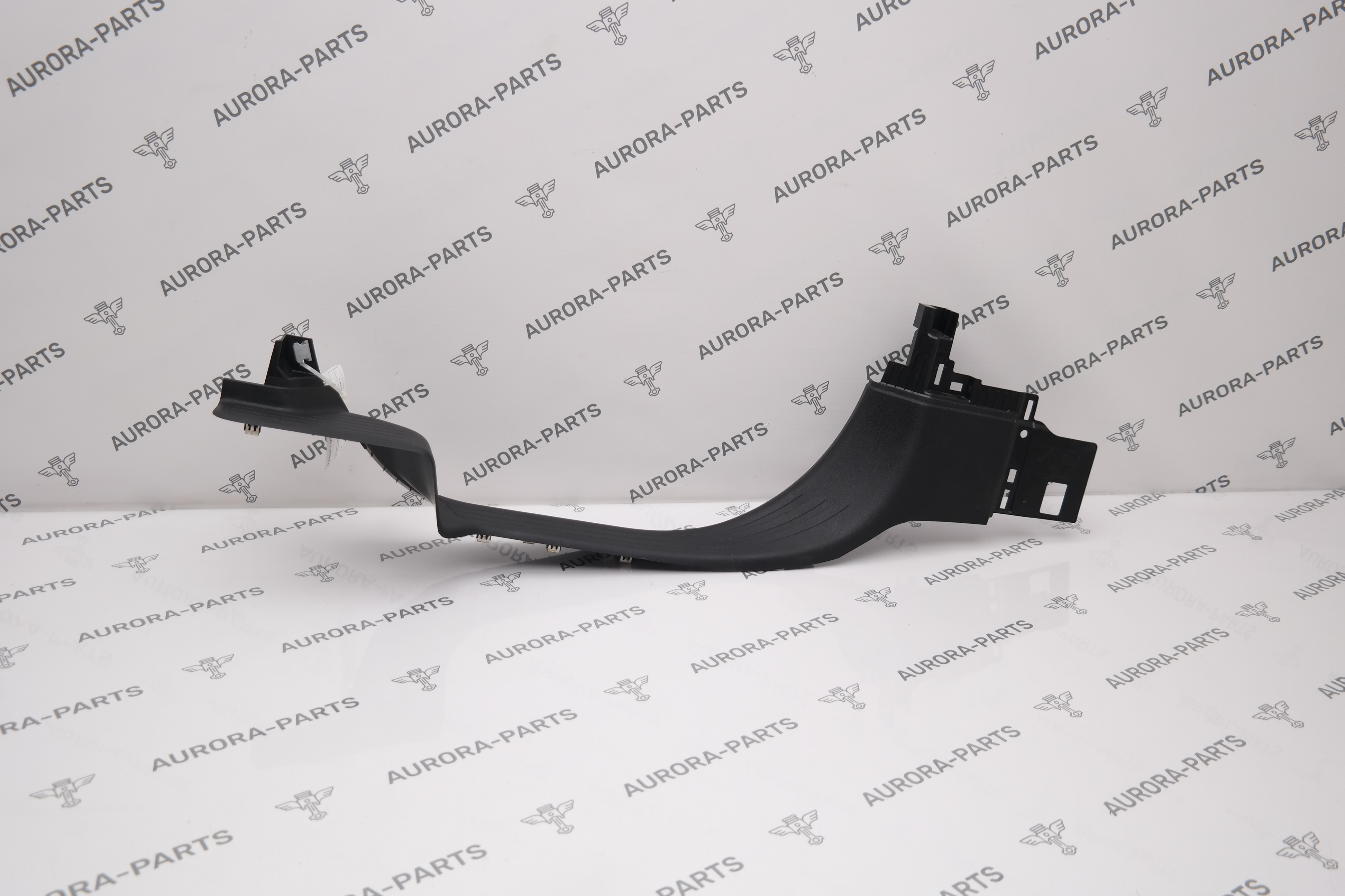 Обшивка порога (зад, LН) Land Rover Defender