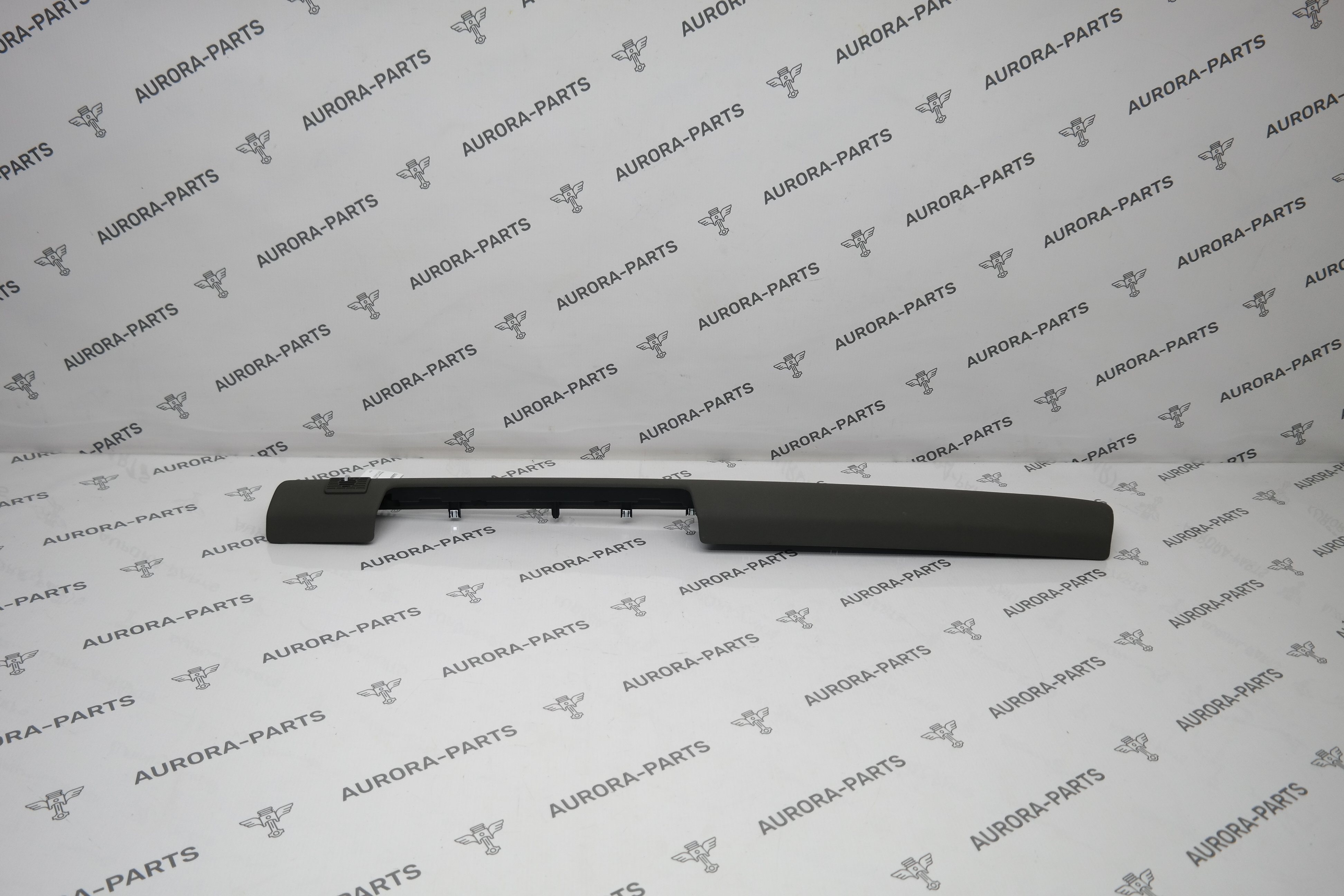 Молдинг торпеды  RН Land Rover Defender