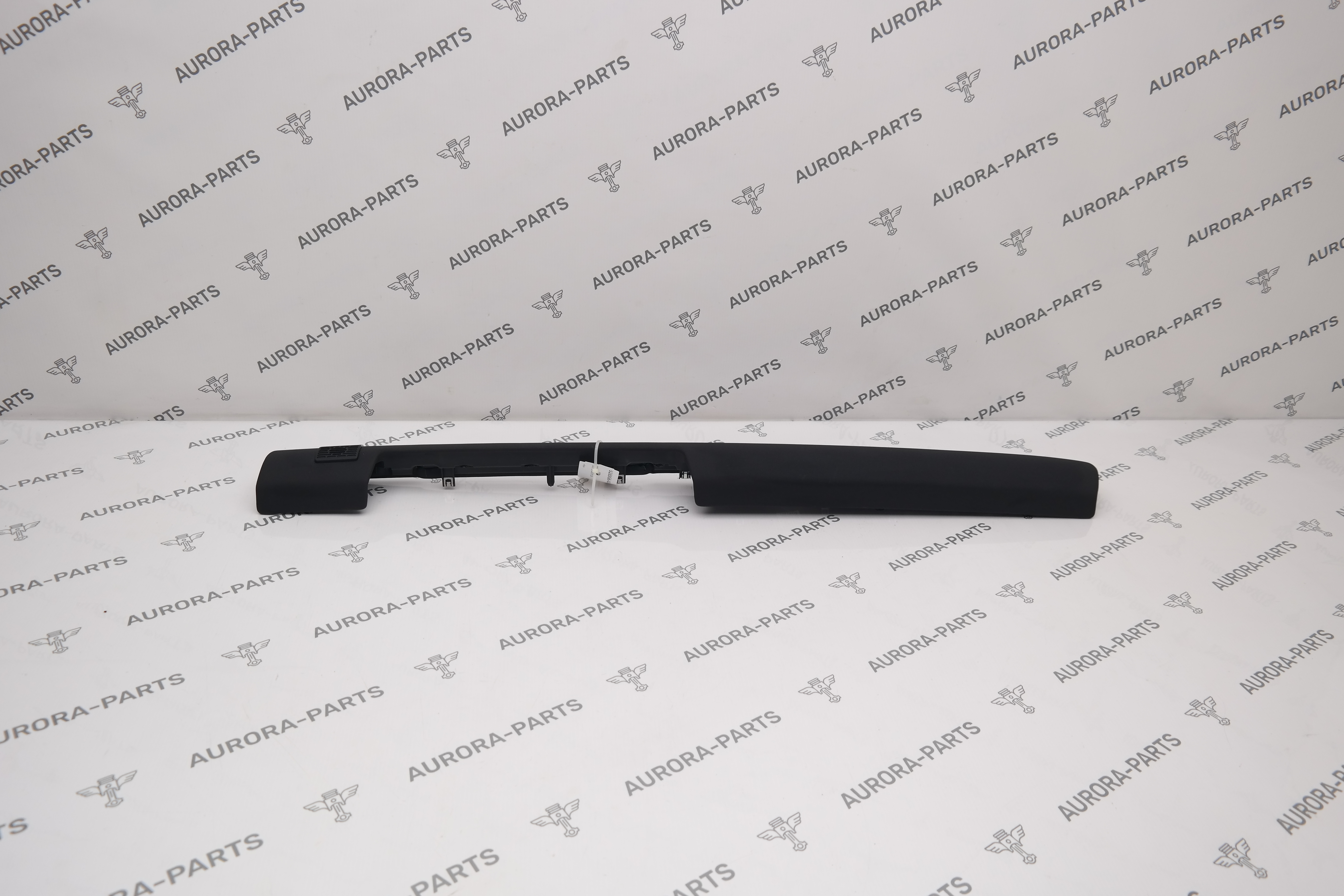 Молдинг торпеды RН Land Rover Defender