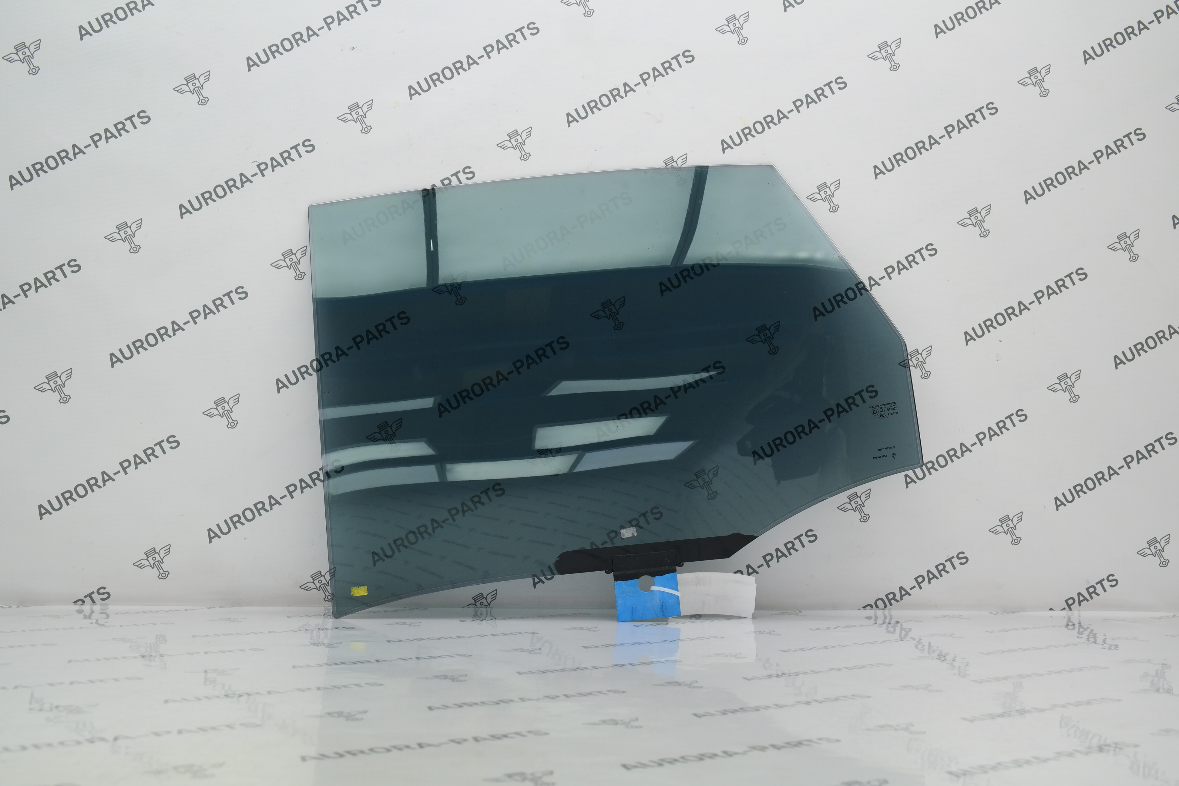 Стекло двери задней LH двойное Porsche Macan