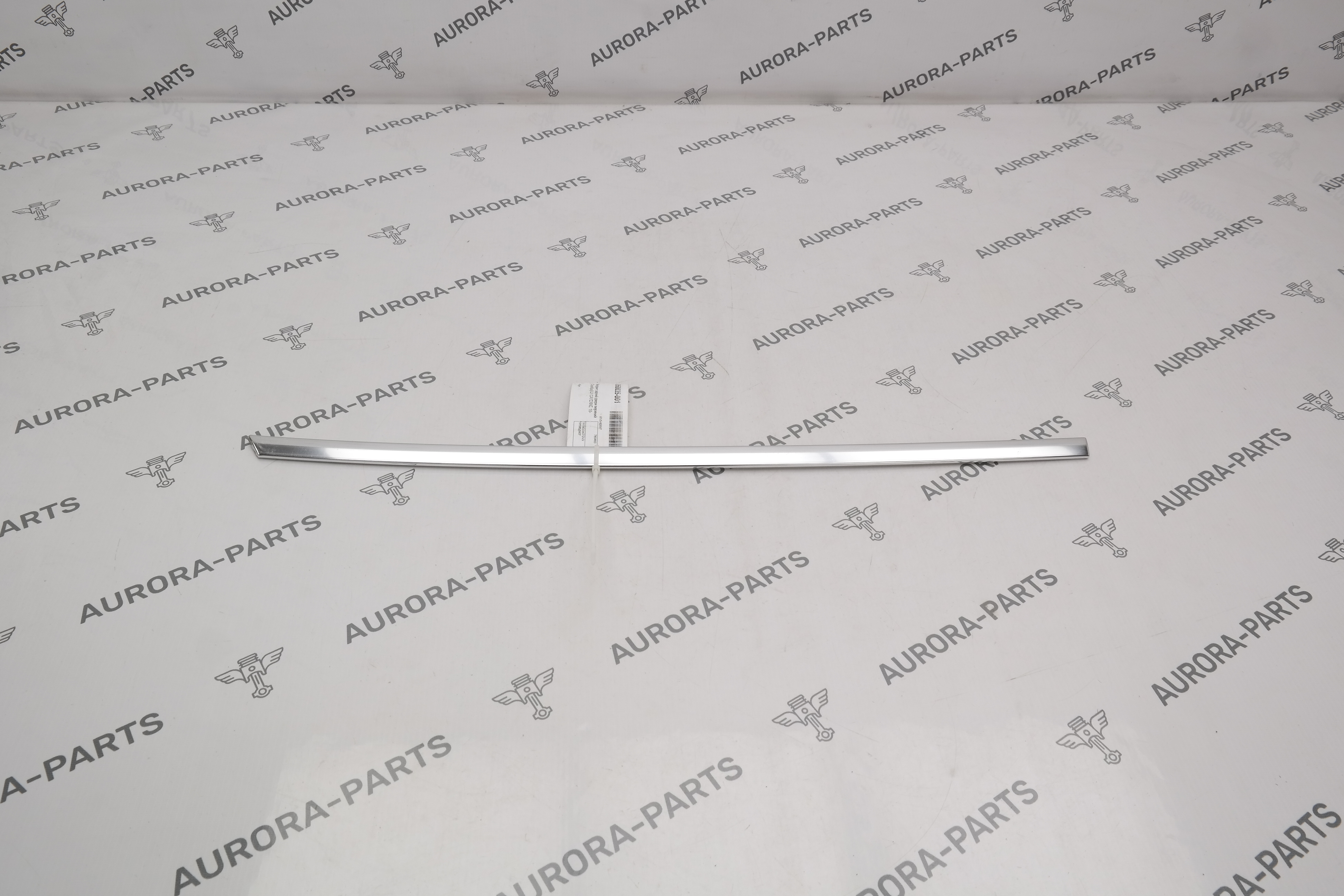 Молдинг задний двери верхний (Серебро) LH Porsche Cayenne