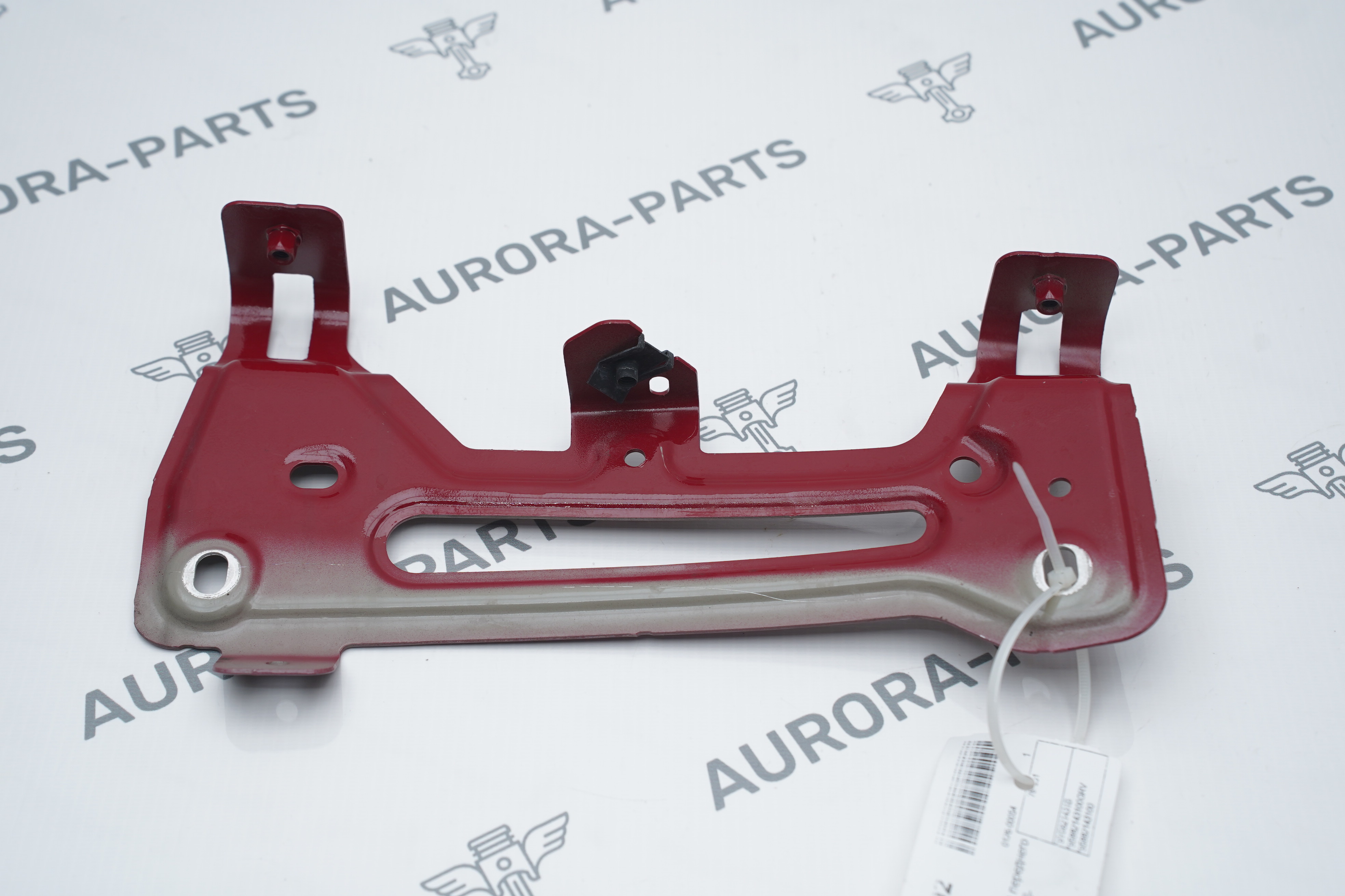 Кронштейн крепления переднего крыла LH Porsche Cayenne