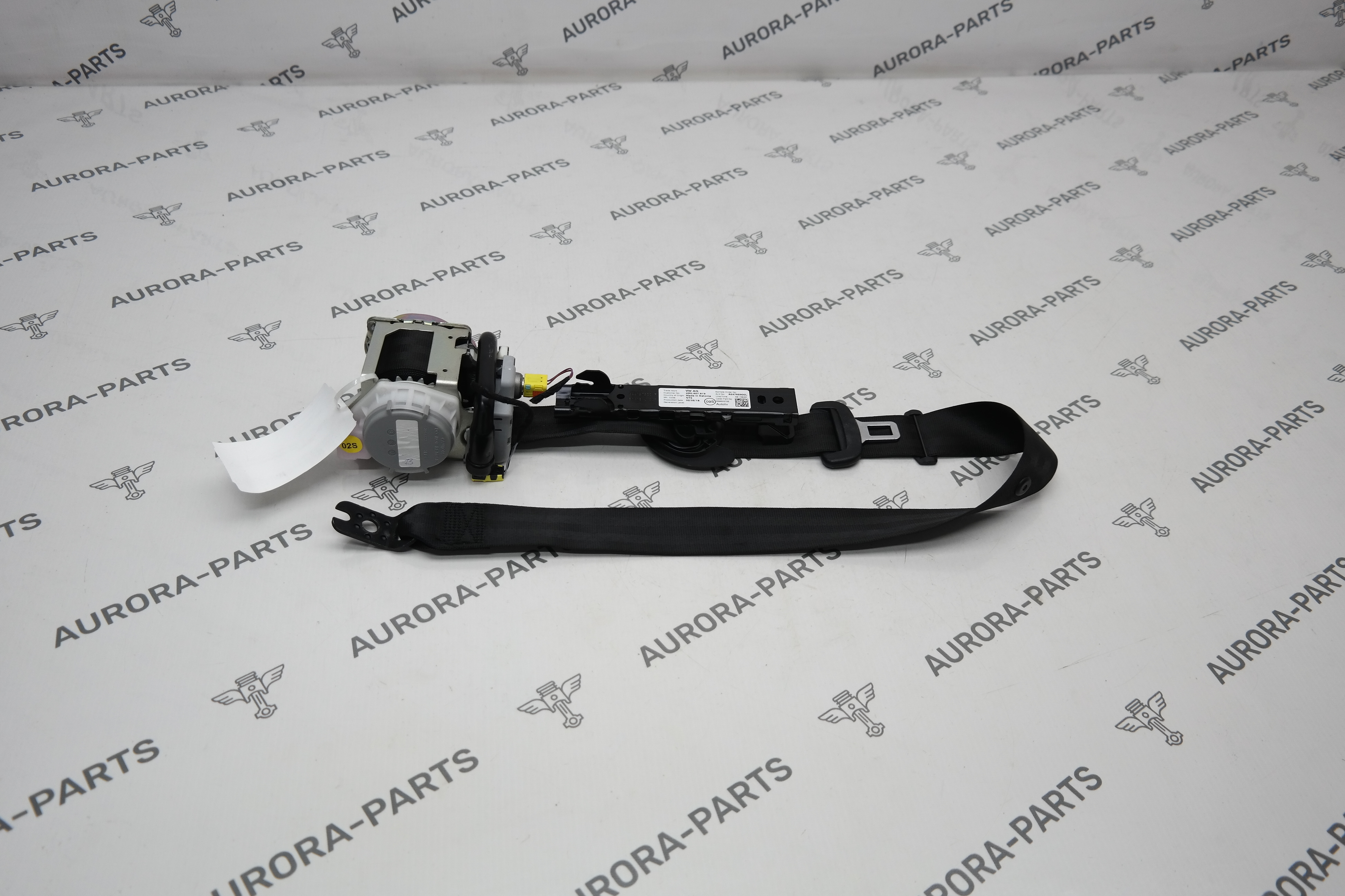 Ремень безопасности передний RH Porsche Cayenne