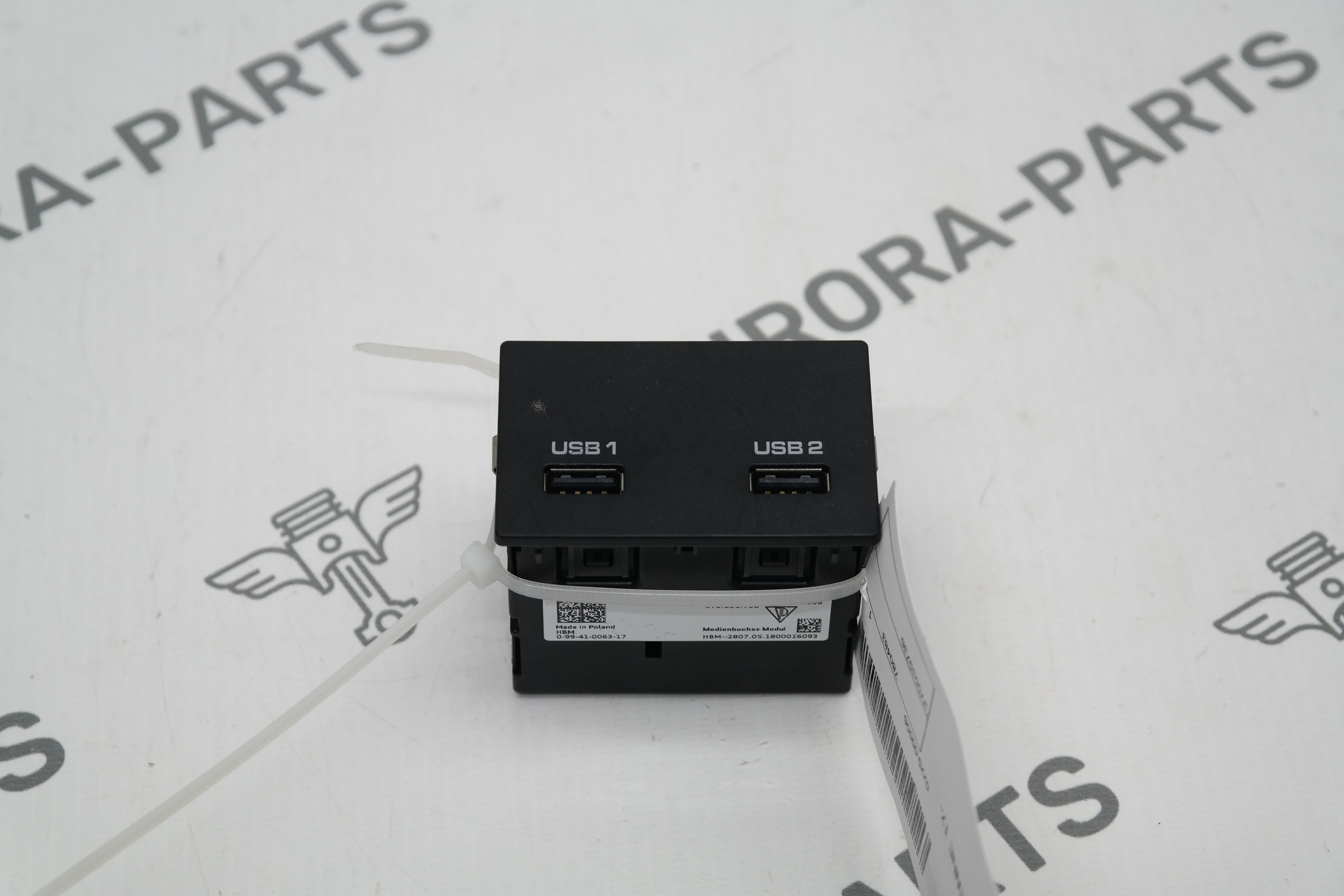 Разъем USB Porsche Cayenne