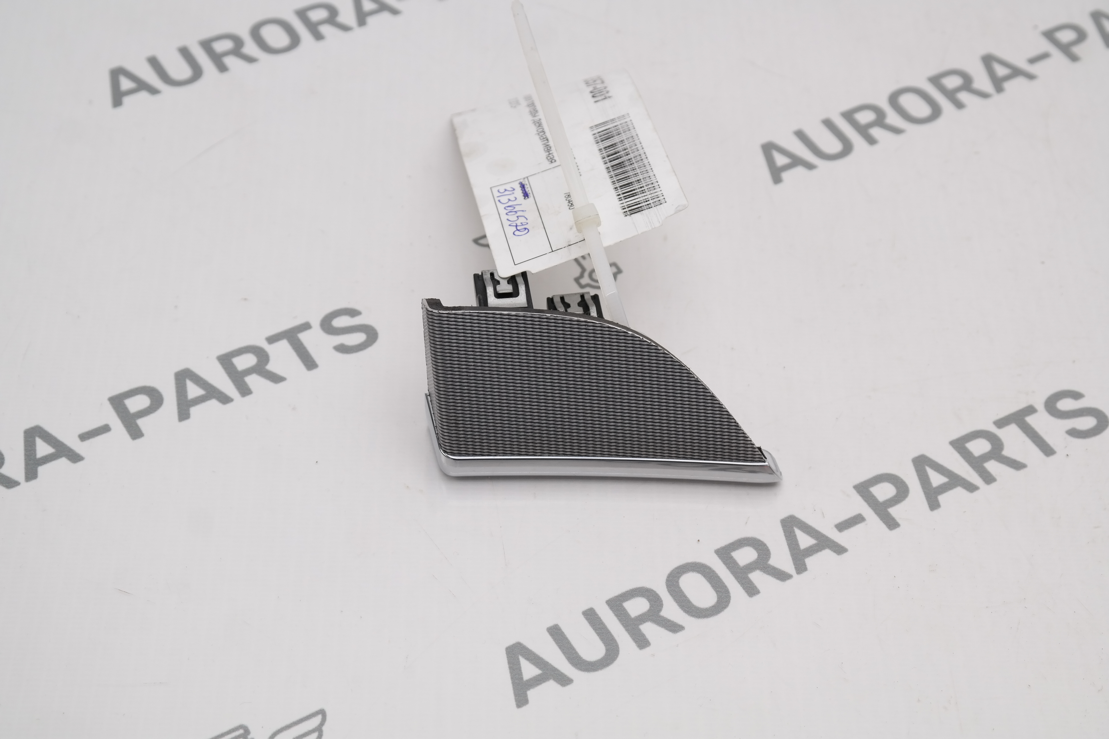 Накладка торпеды декоративная Volvo XC90