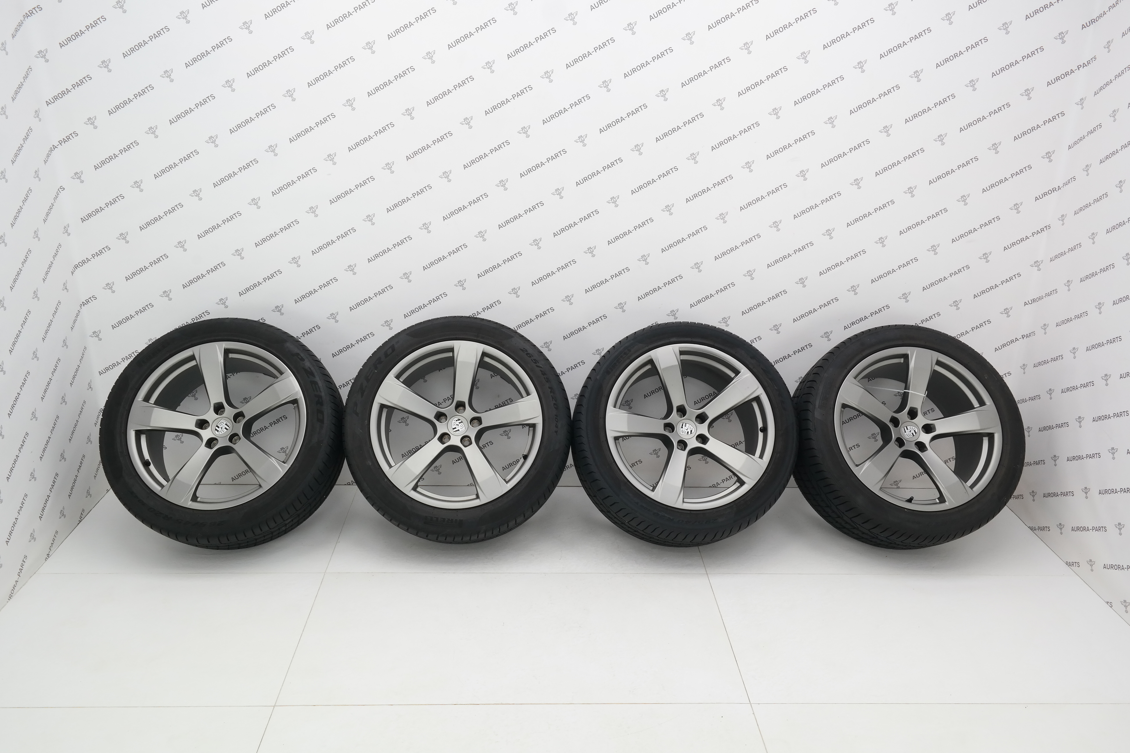 Литые диски R20 комплект разношироких колёс 295/40/R20 и 265/45/R20 Pirelli P Zero 23 года (9,0JX20 Porsche Macan