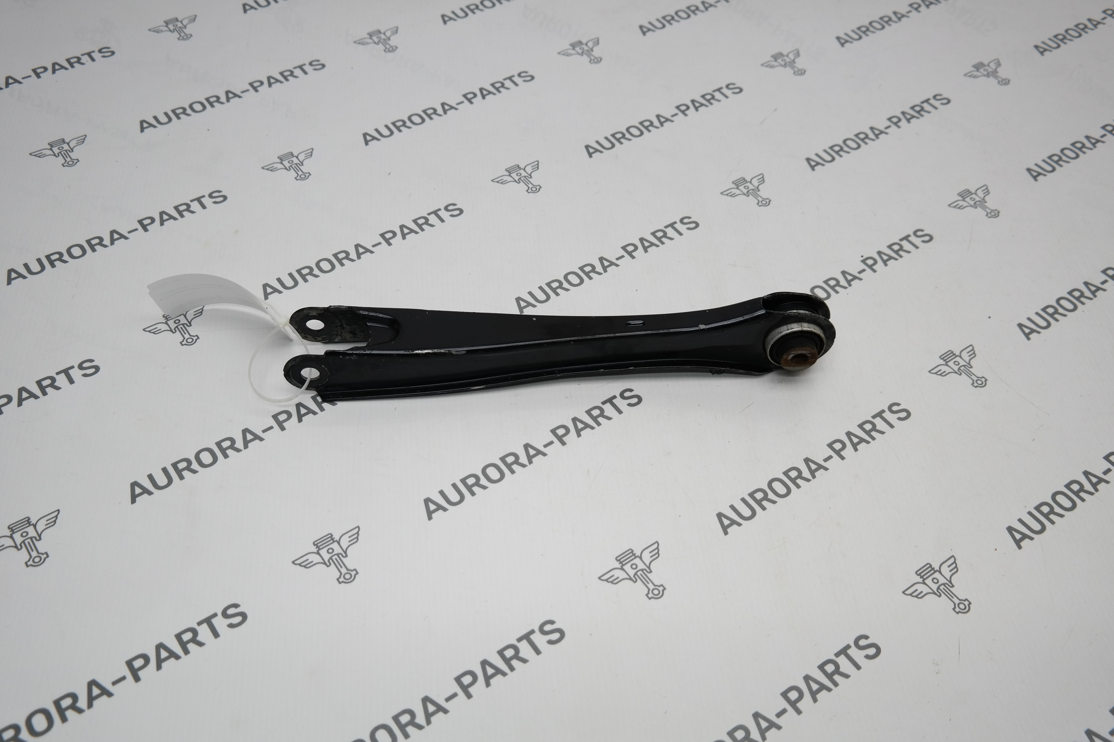 Рычаг задней подвески LH=RH Volvo S90/V90