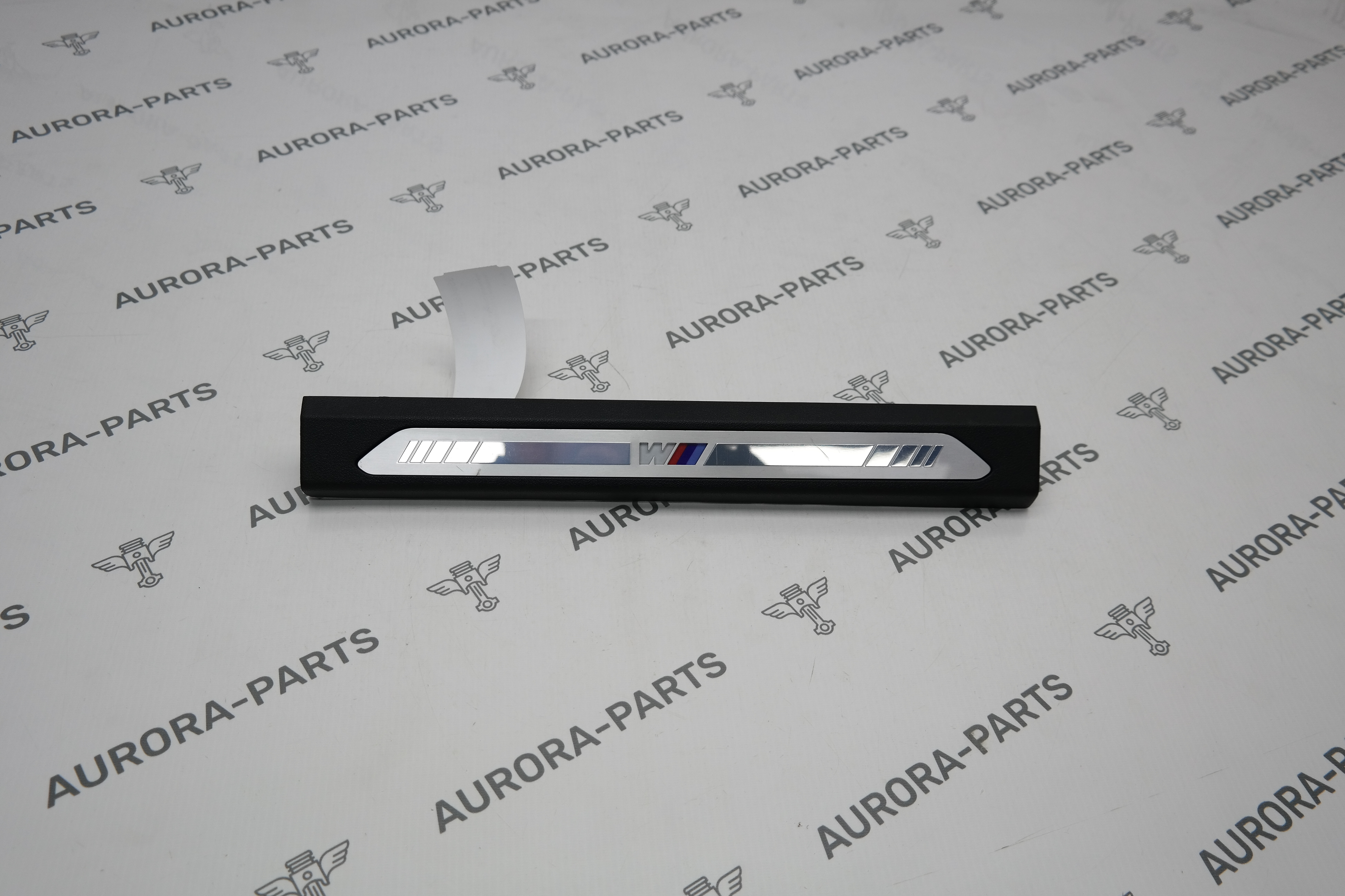 Накладка порога с подсветкой передняя LH BMW X5