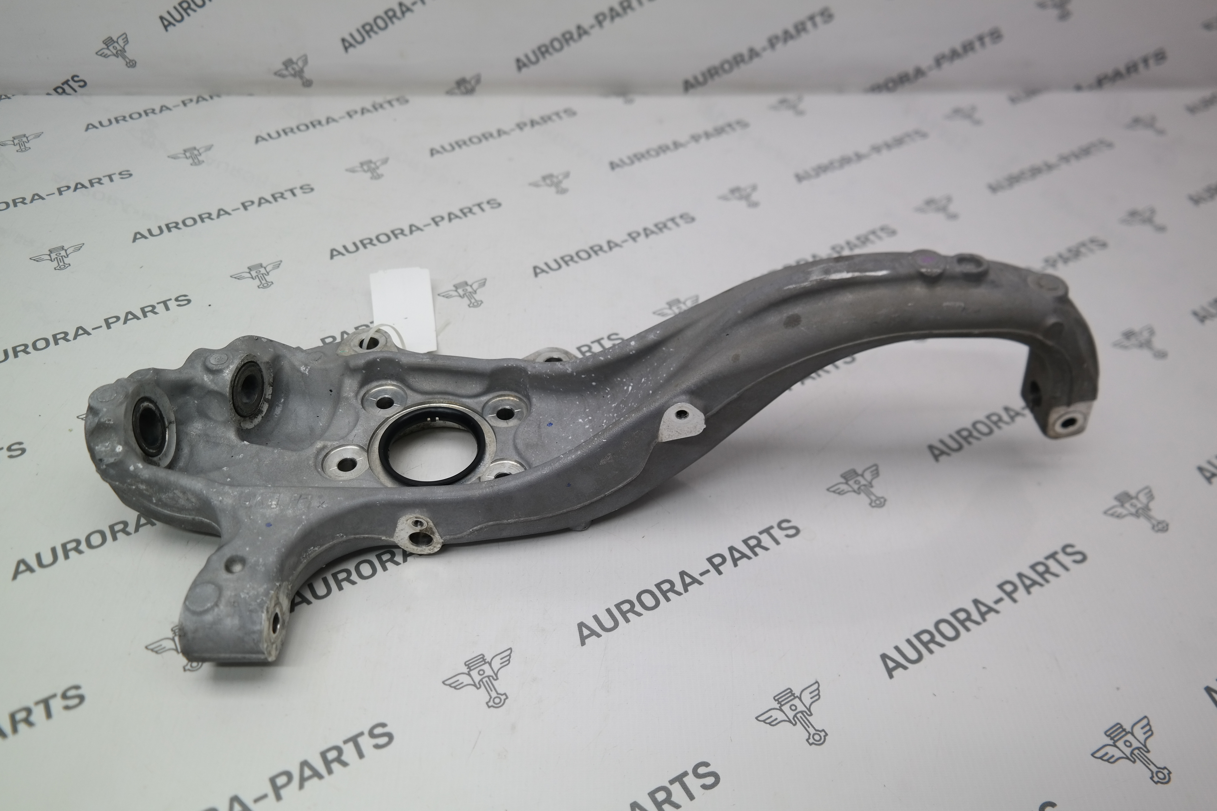 Кулак поворотный передней подвески LH ZEEKR 001