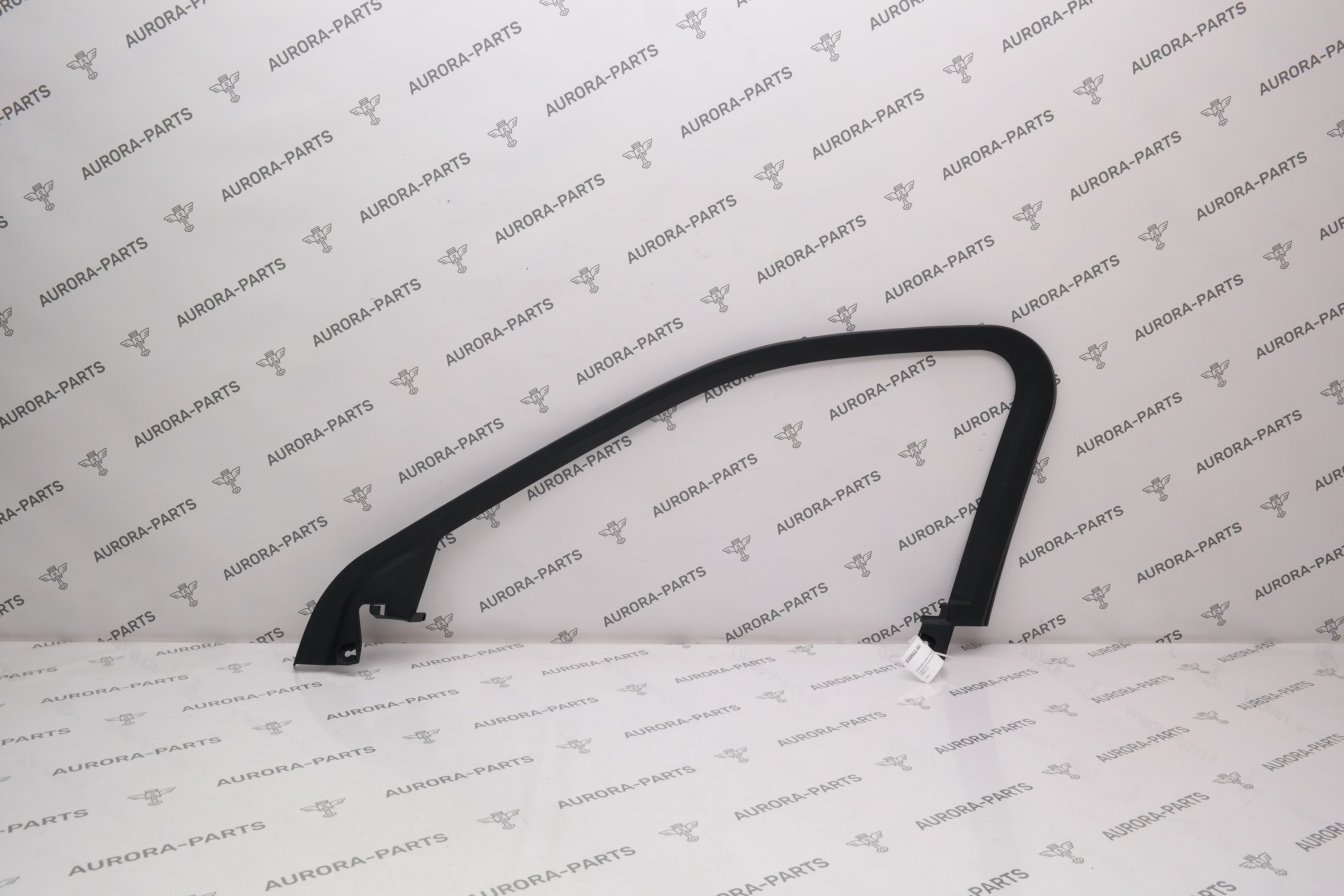 Накладка рамки стекла двери передняя внутренняя RH Voyah Free