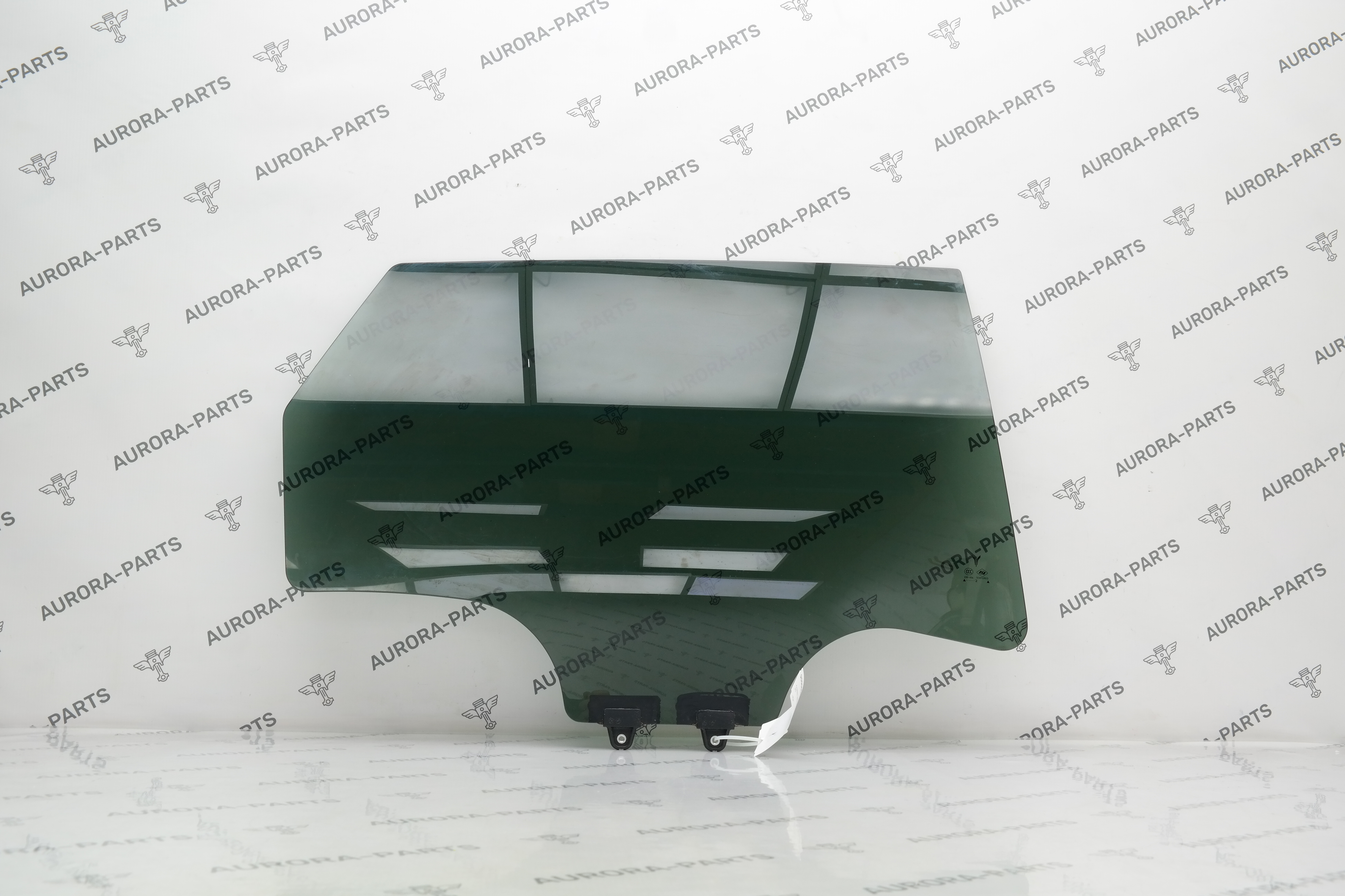 Стекло заднее RH Voyah Free