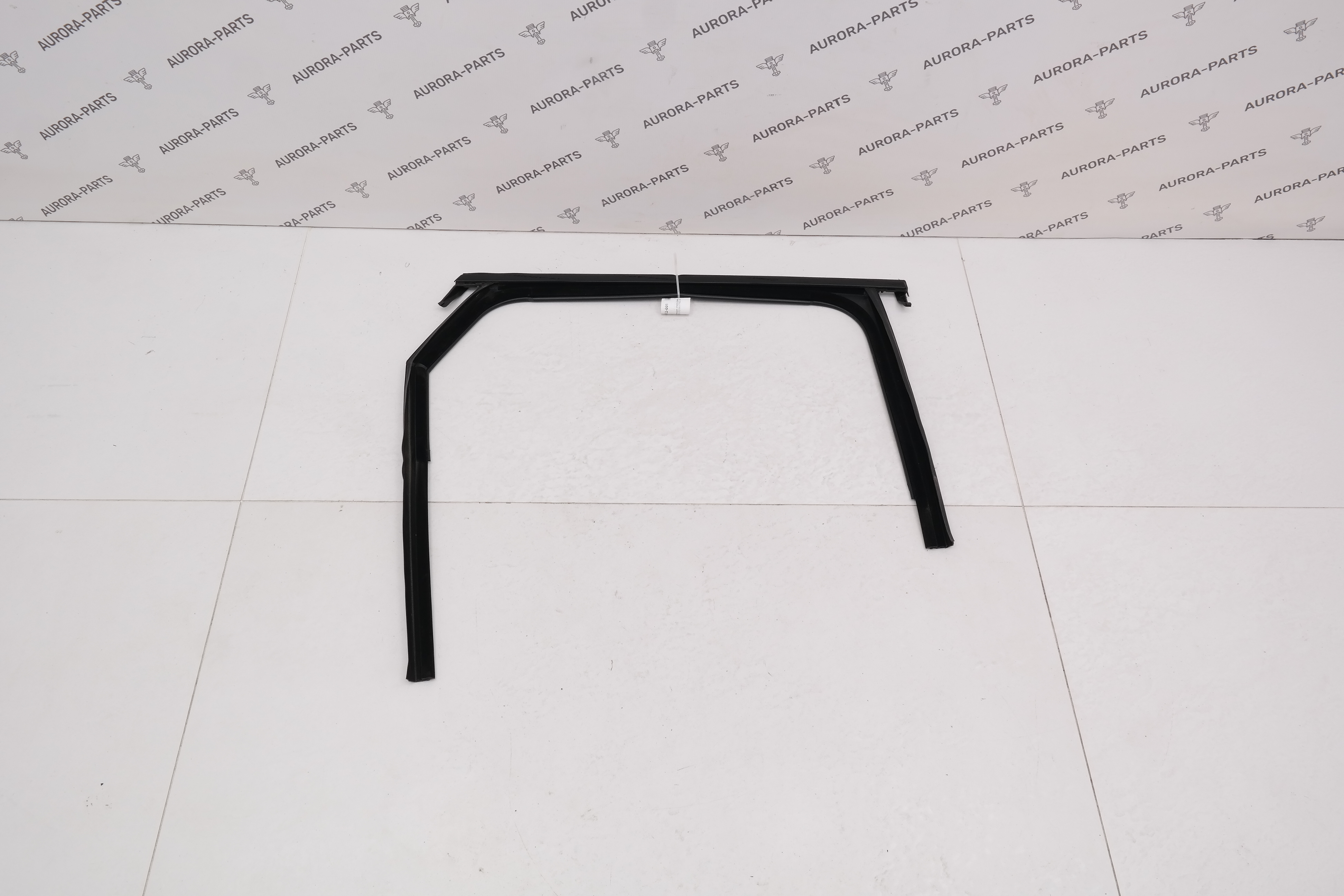 Направляющая стекла двери задняя RH Voyah Free