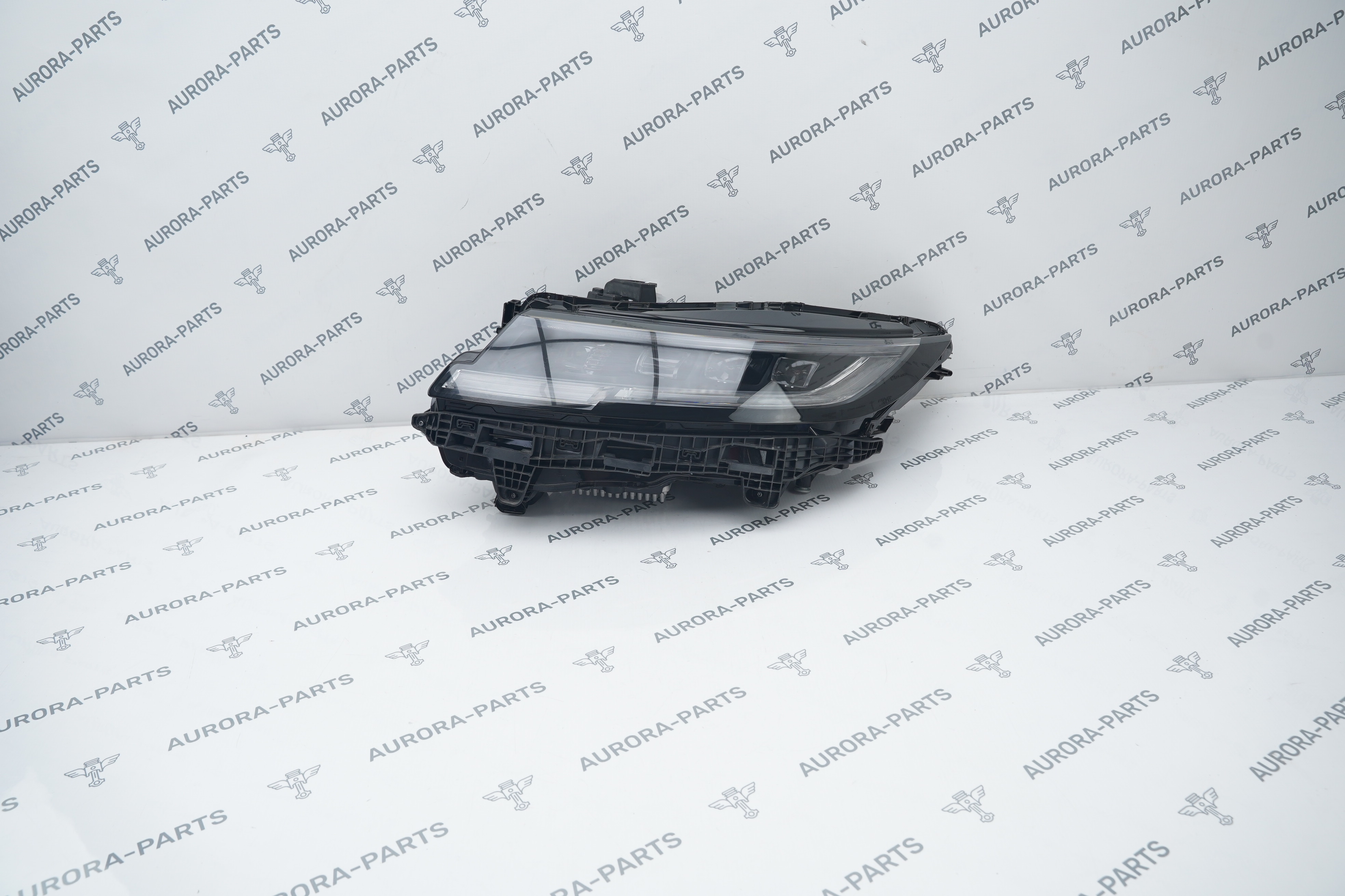 Фара светодиодная в сборе LH Land Rover Range Rover Sport