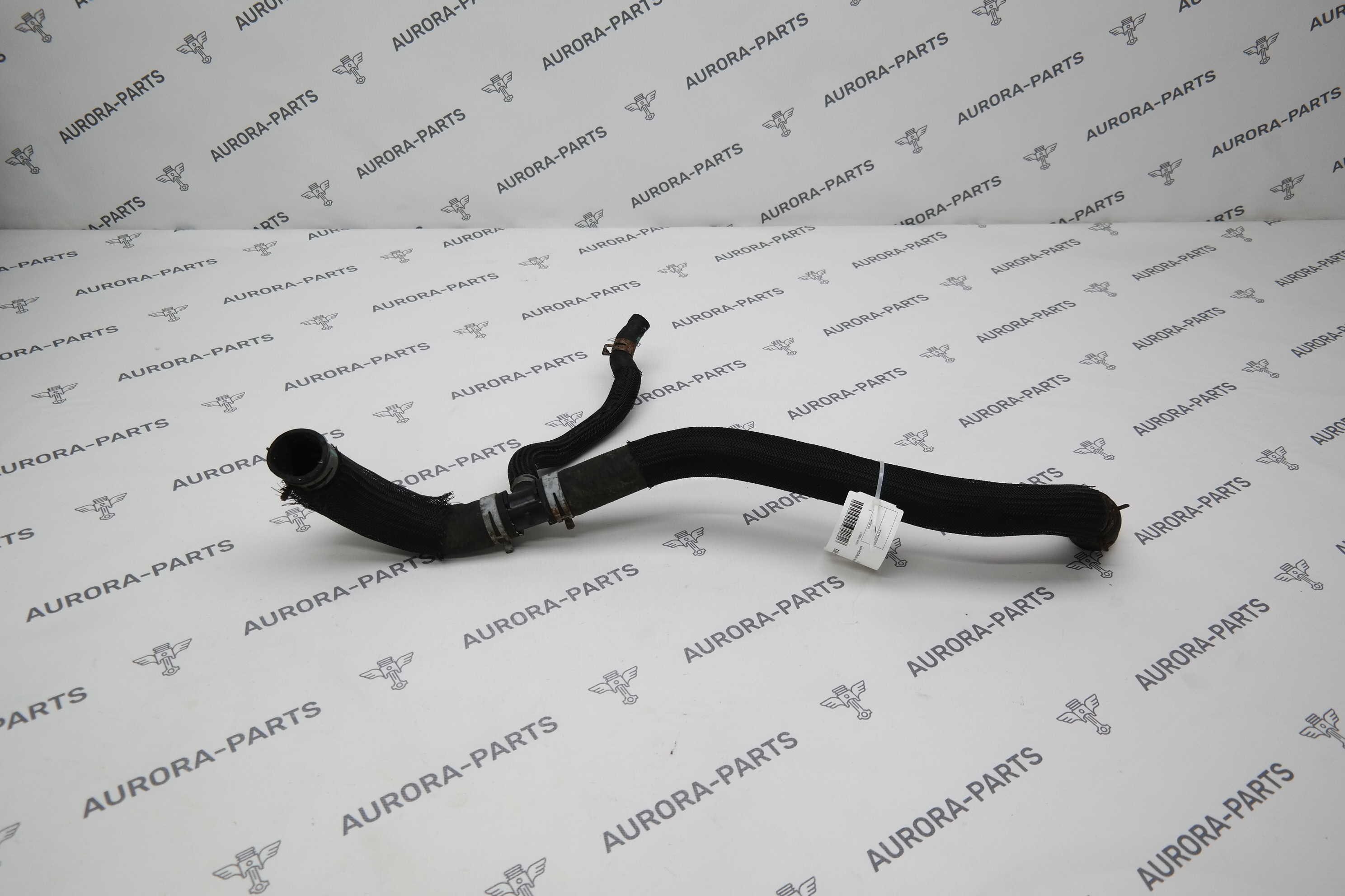 Патрубок системы охлаждения 3.0D Jeep Grand Cherokee