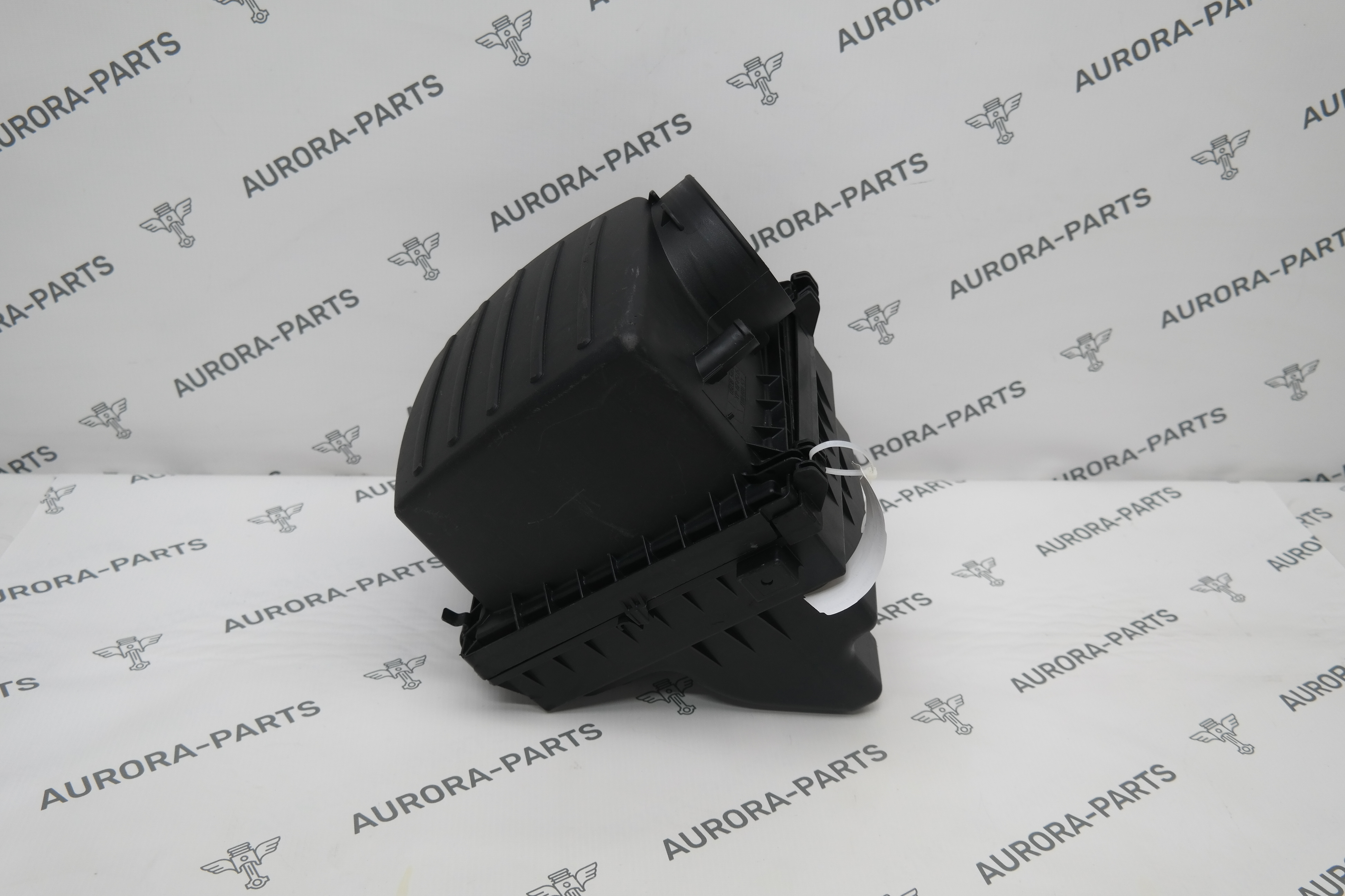 Корпус воздушного фильтра 6.4 ESG Jeep Grand Cherokee