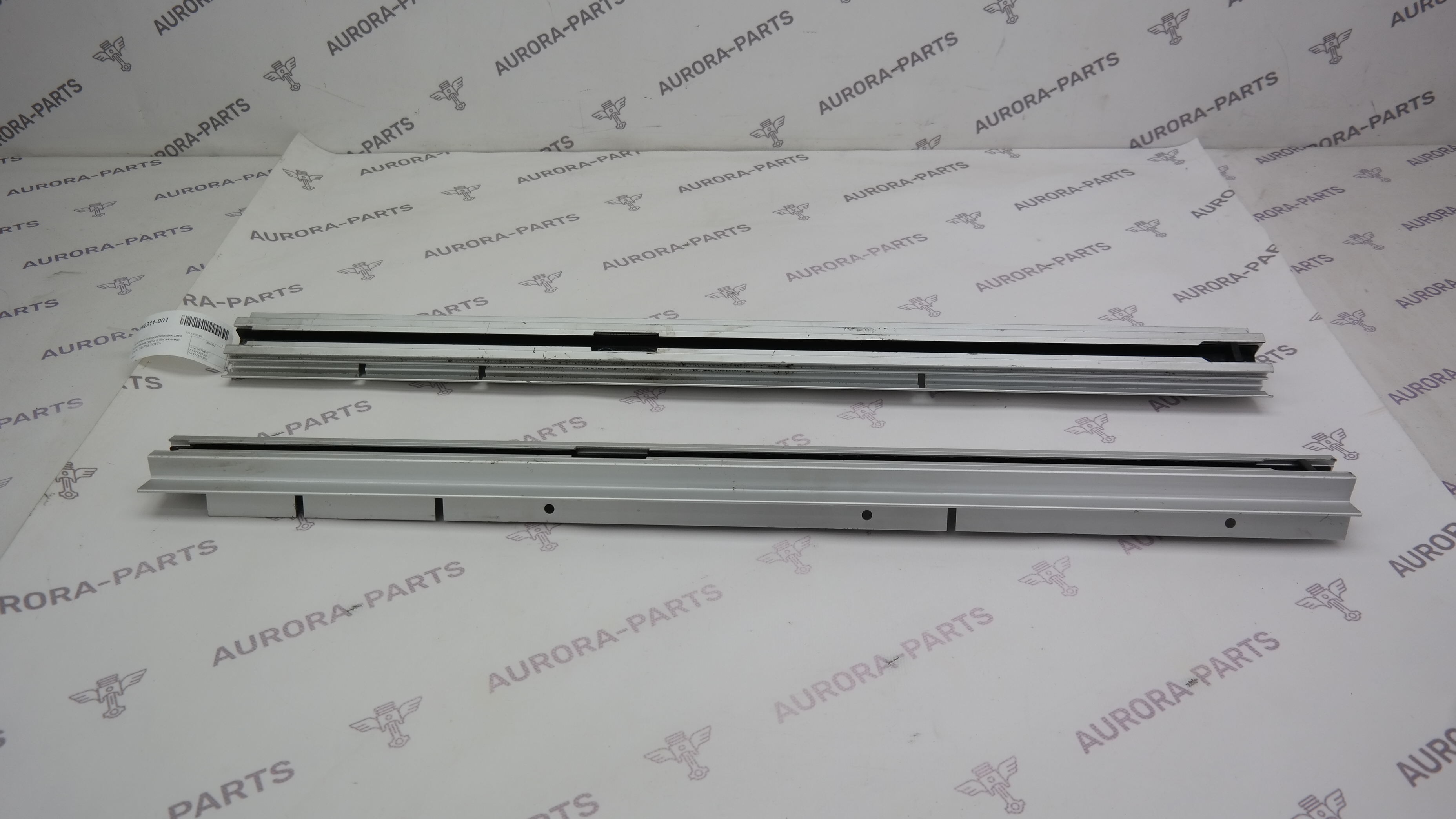 Комплект направляющих для крепления груза в багажнике (2шт.) BMW X5