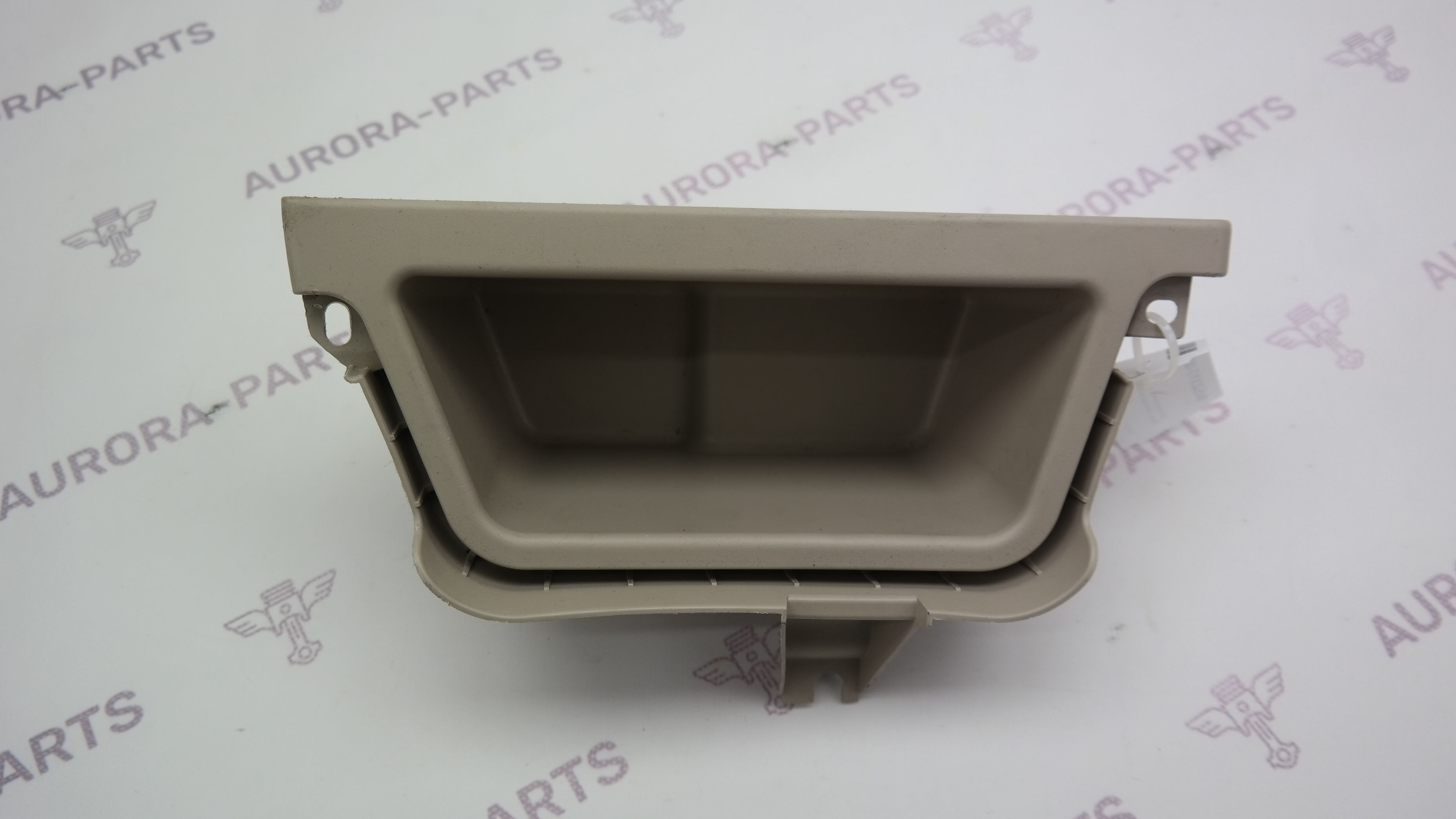 Отделение для мелких вещей в багажном отсеке BMW X5