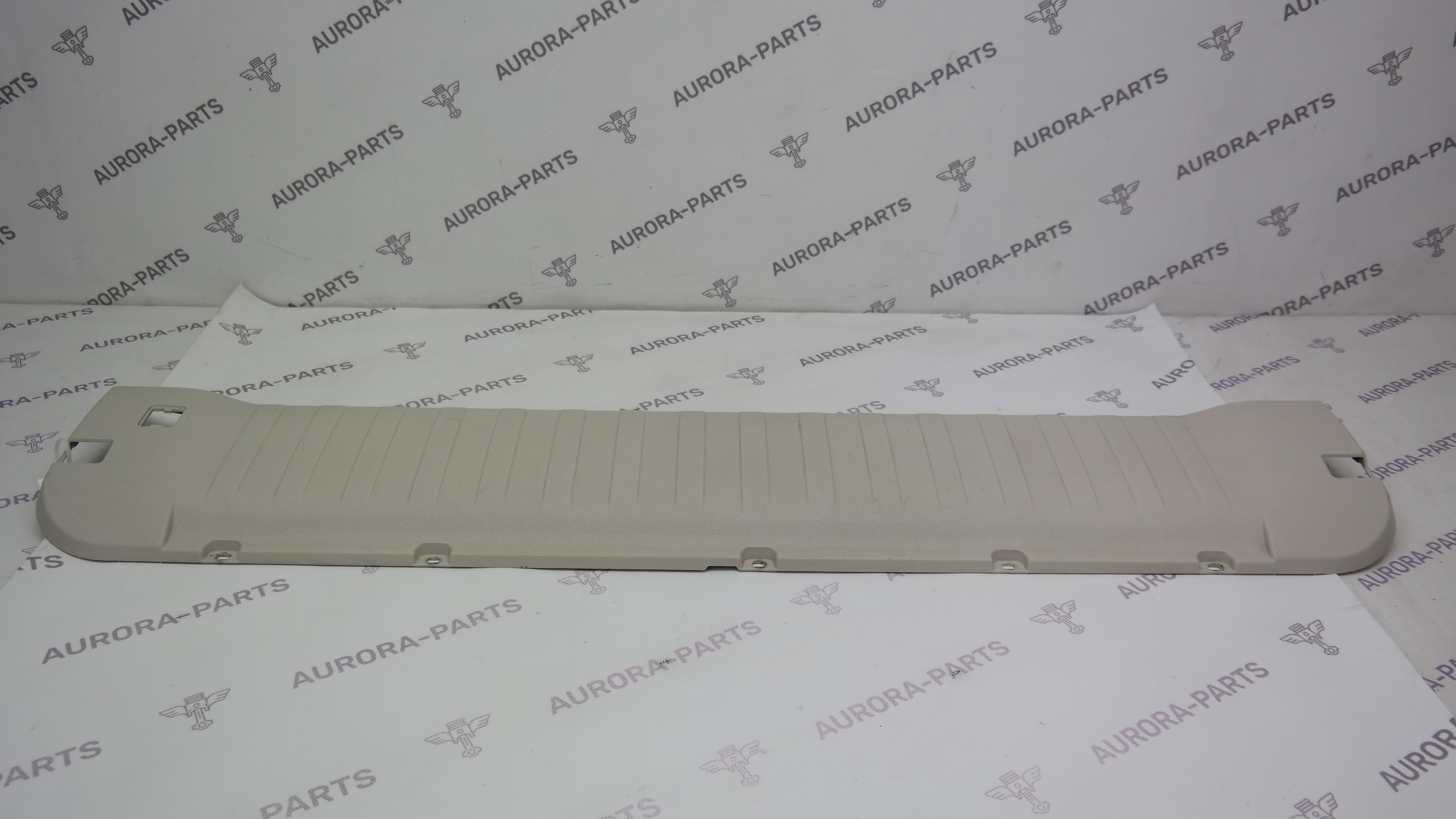 Обшивка заднего борта BMW X5