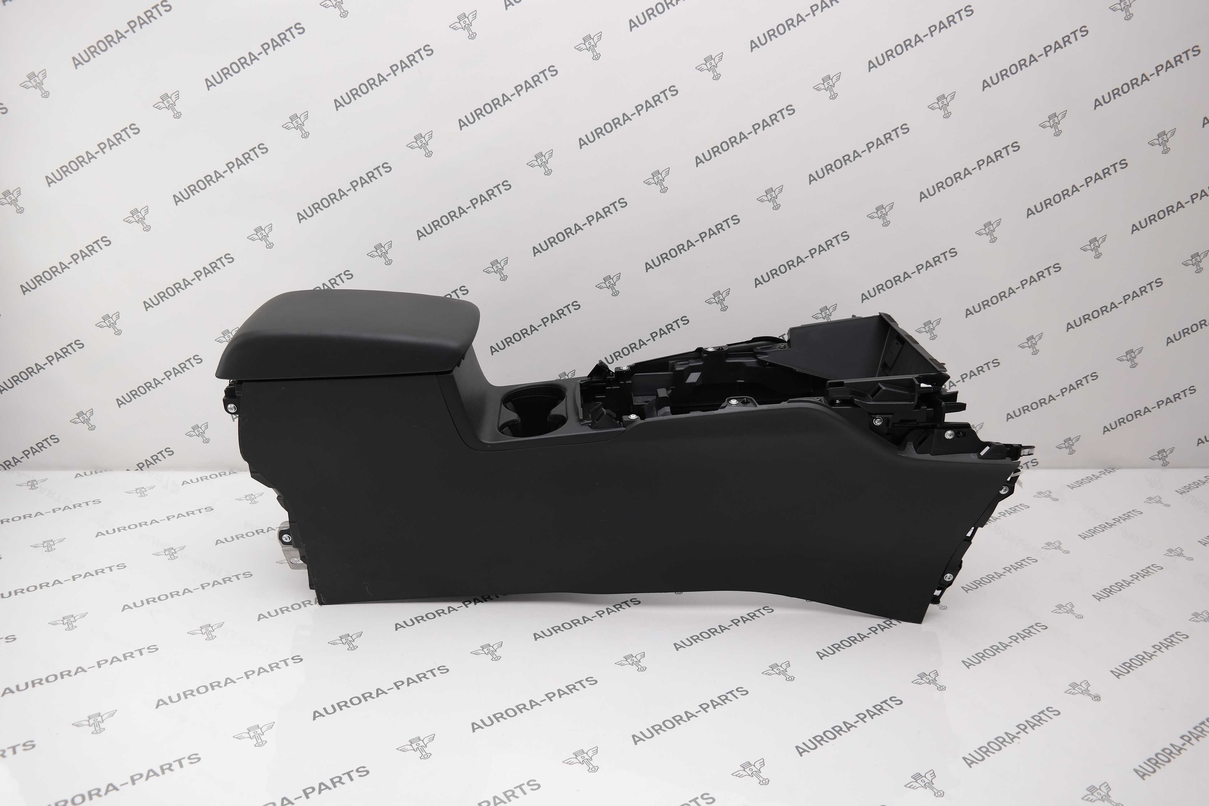 Консоль центральная с подлокотником Mazda CX-5