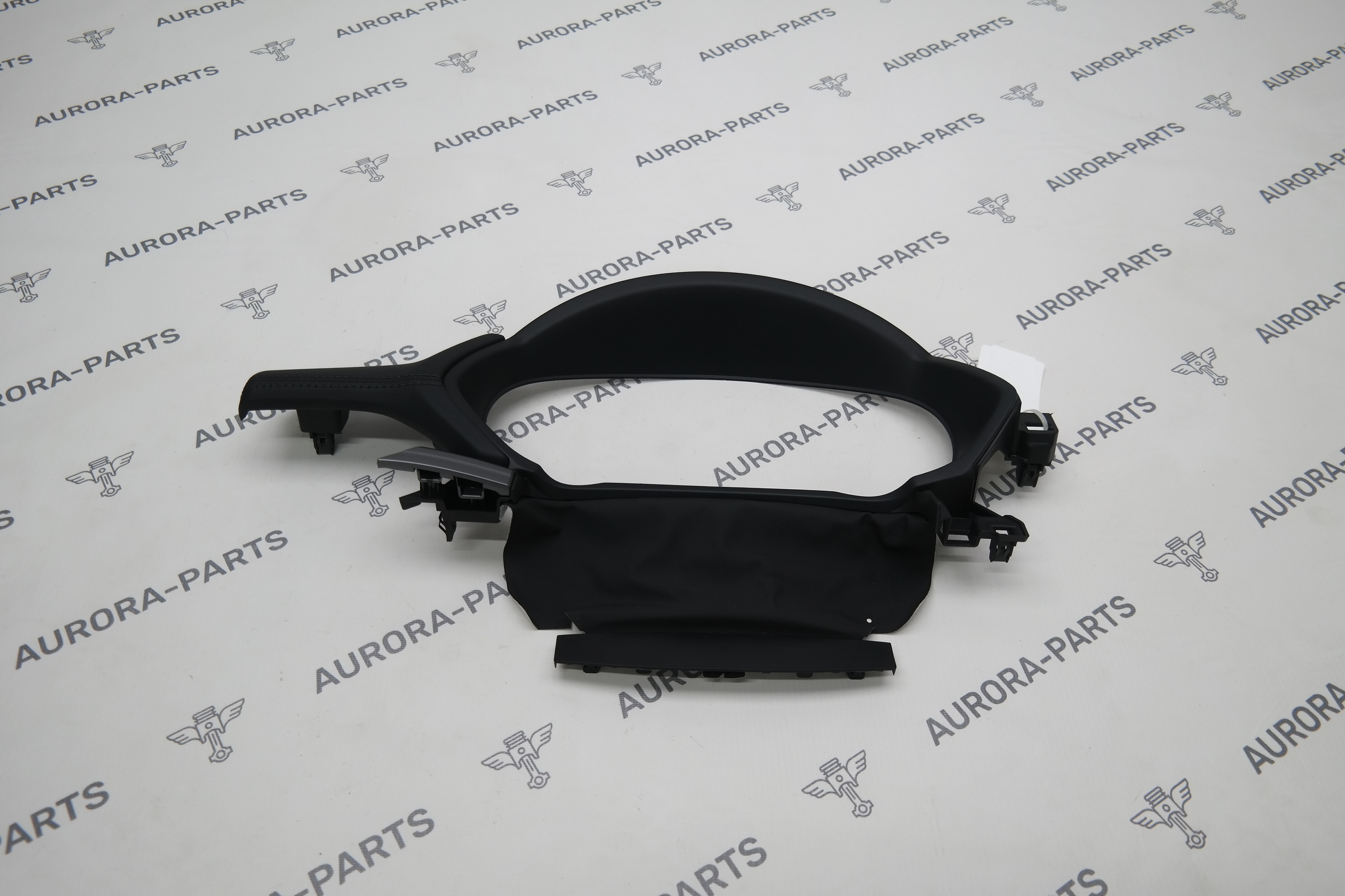 Козырек панели приборов Mazda CX-5