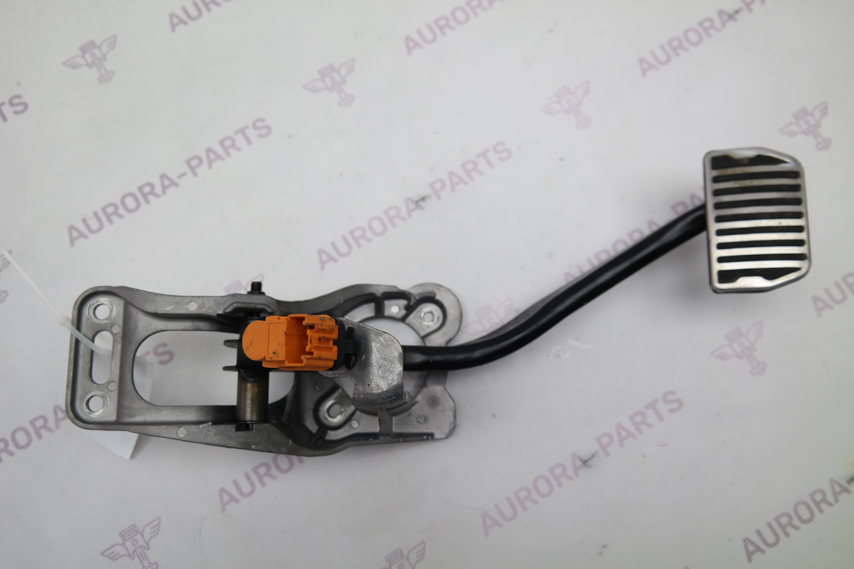 Педаль тормоза Land Rover Range Rover Velar