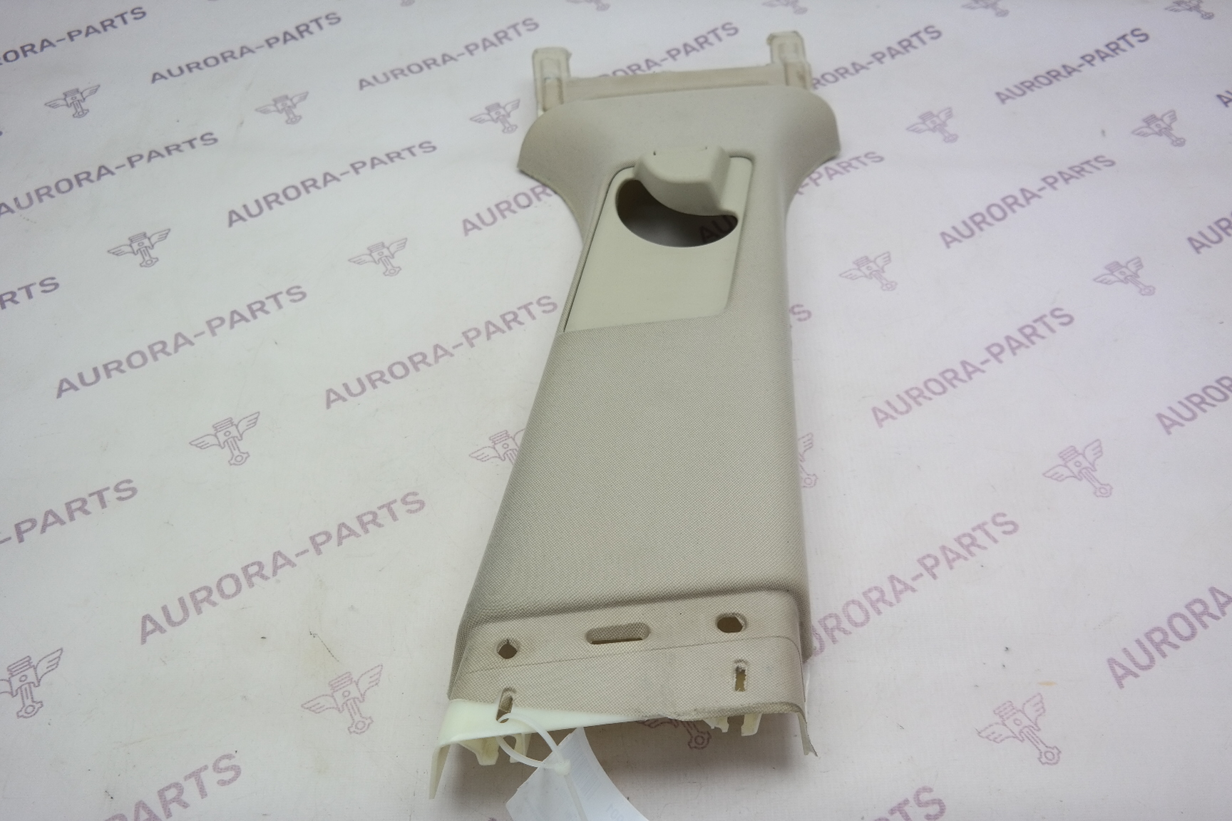 Обшивка стойки B верхняя RH Land Rover Range Rover Sport