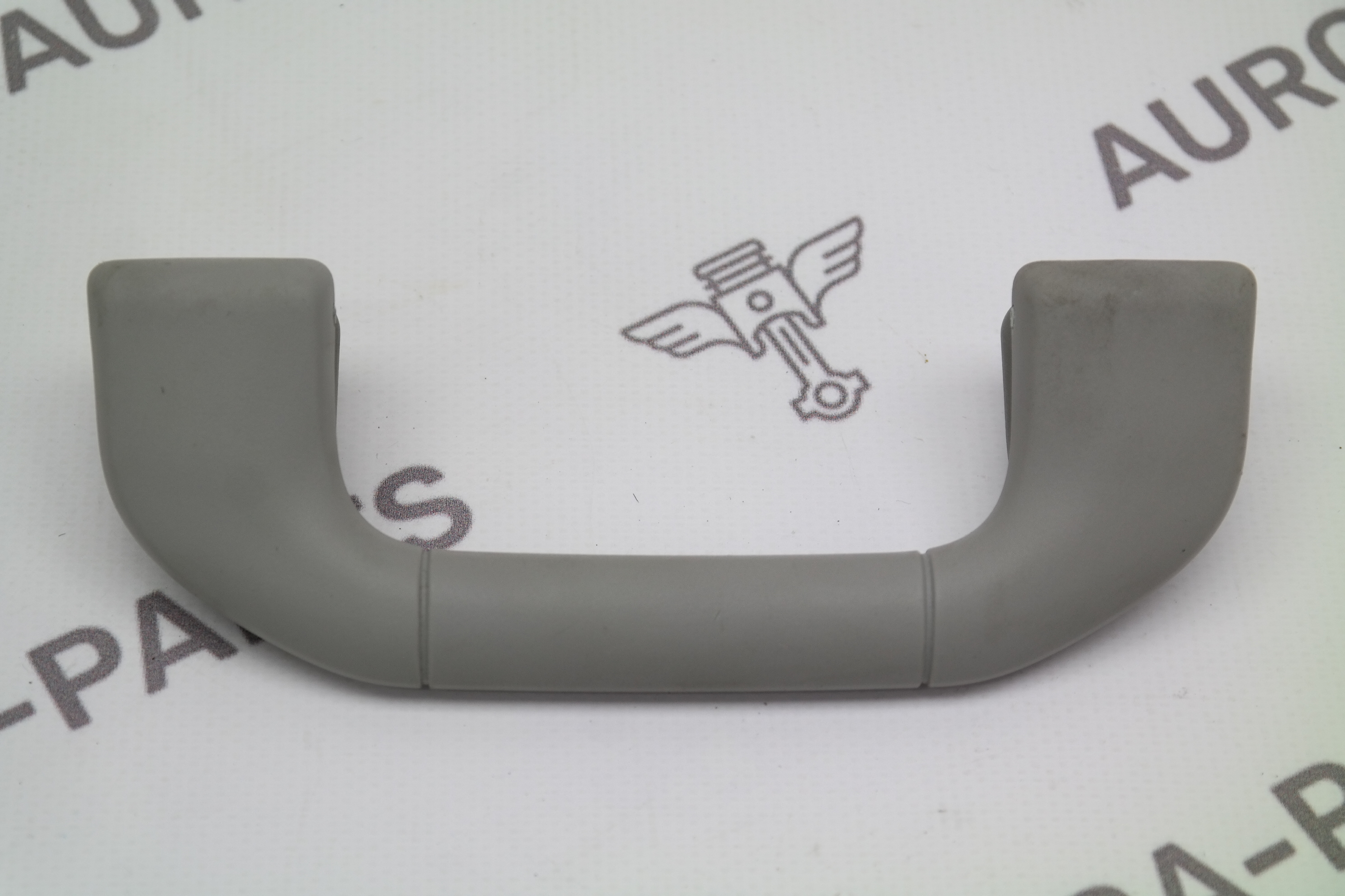 Ручка потолочная передняя LH=RH Mercedes E-Klasse 