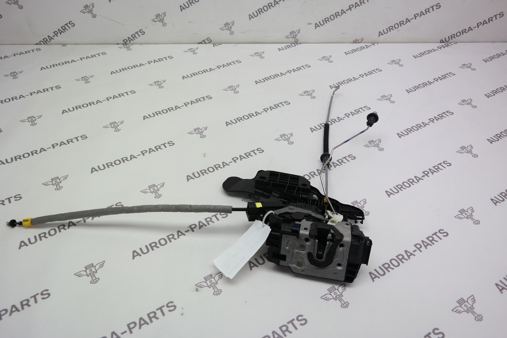 Замок двери передней RH Mercedes GLE-Coupe