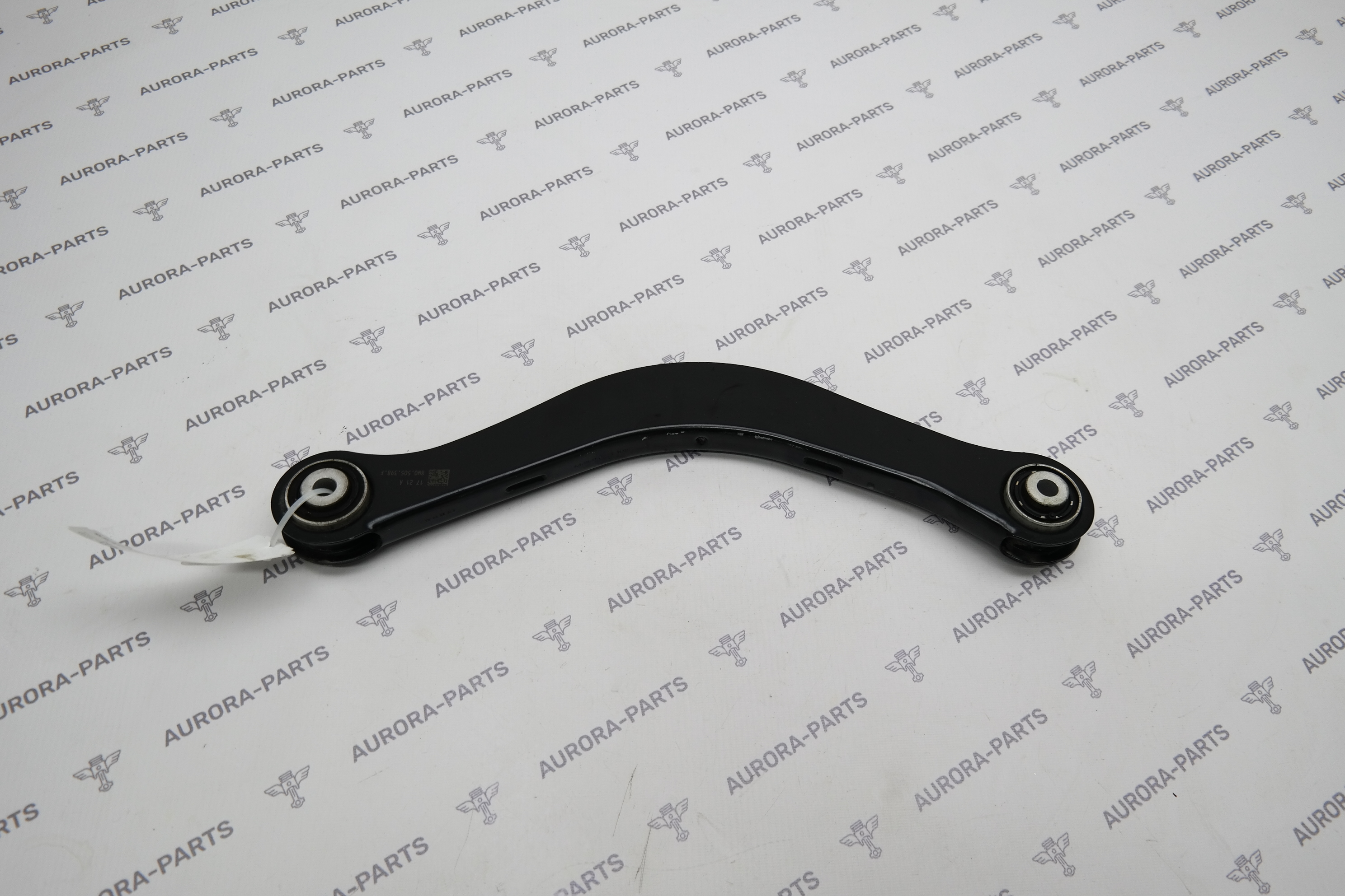 Рычаг поперечный верхний задней подвески RH Audi A4