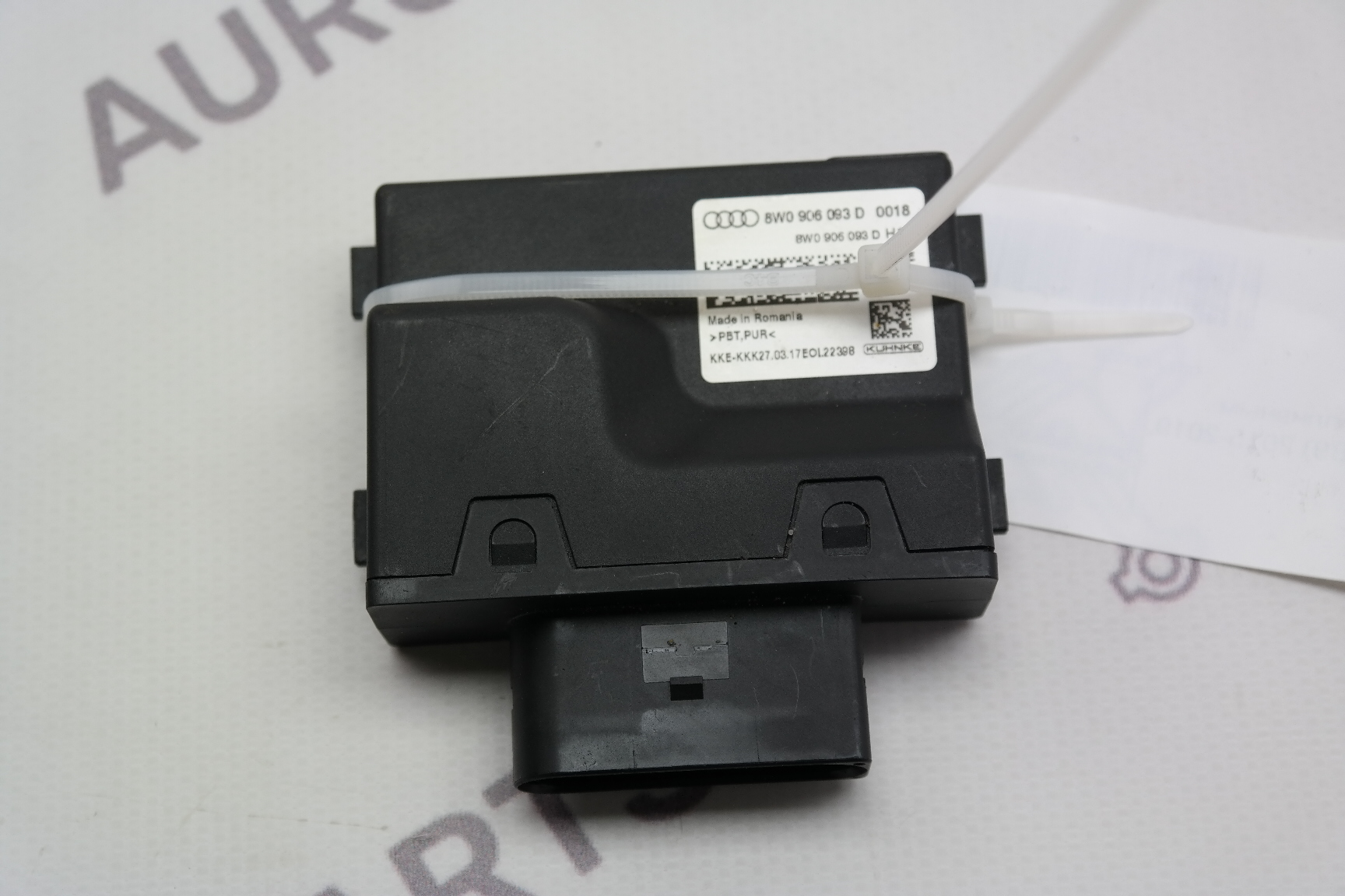 Блок управления топливным насосом Audi A4