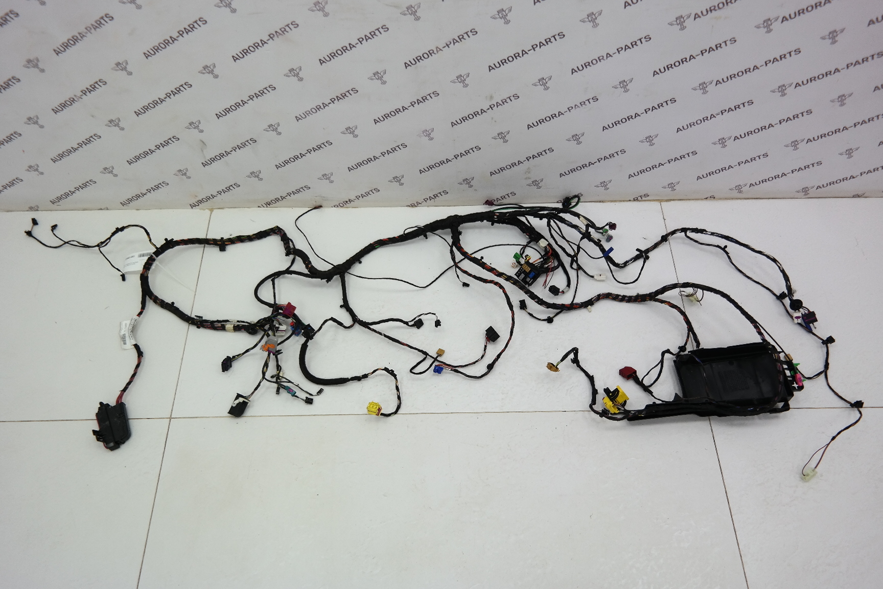 Жгут проводов под торпедой Audi A4