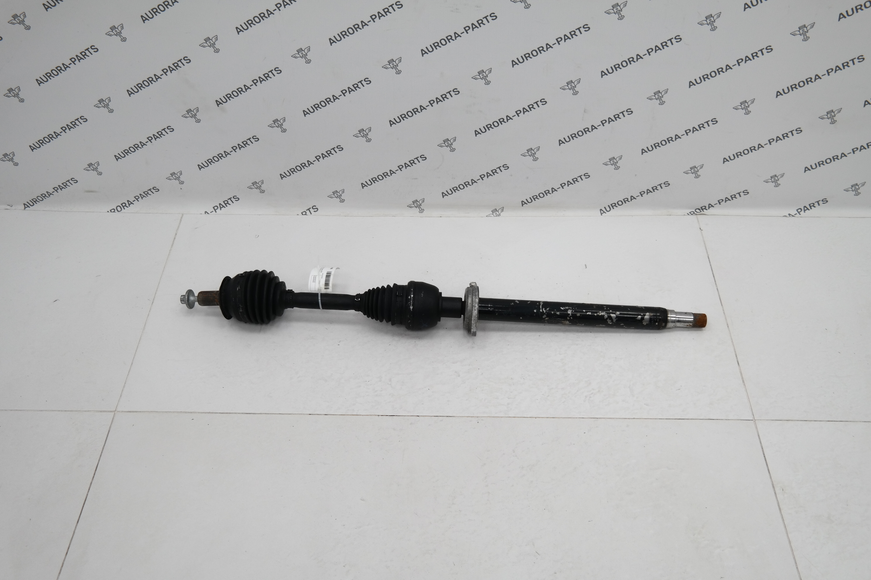 Привод переднего колеса RH Mercedes CLA