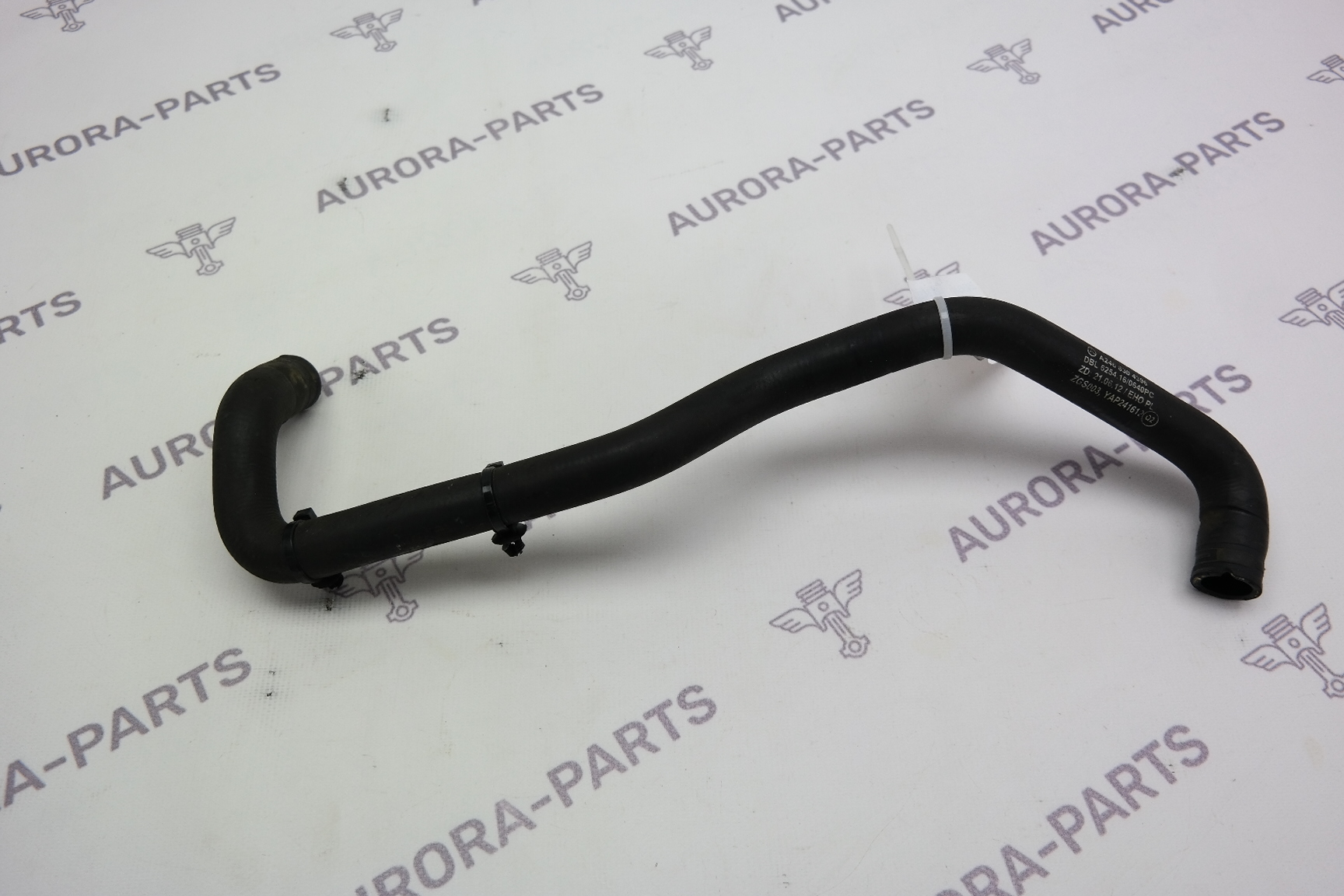 Патрубок системы охлаждения Mercedes A-Klasse