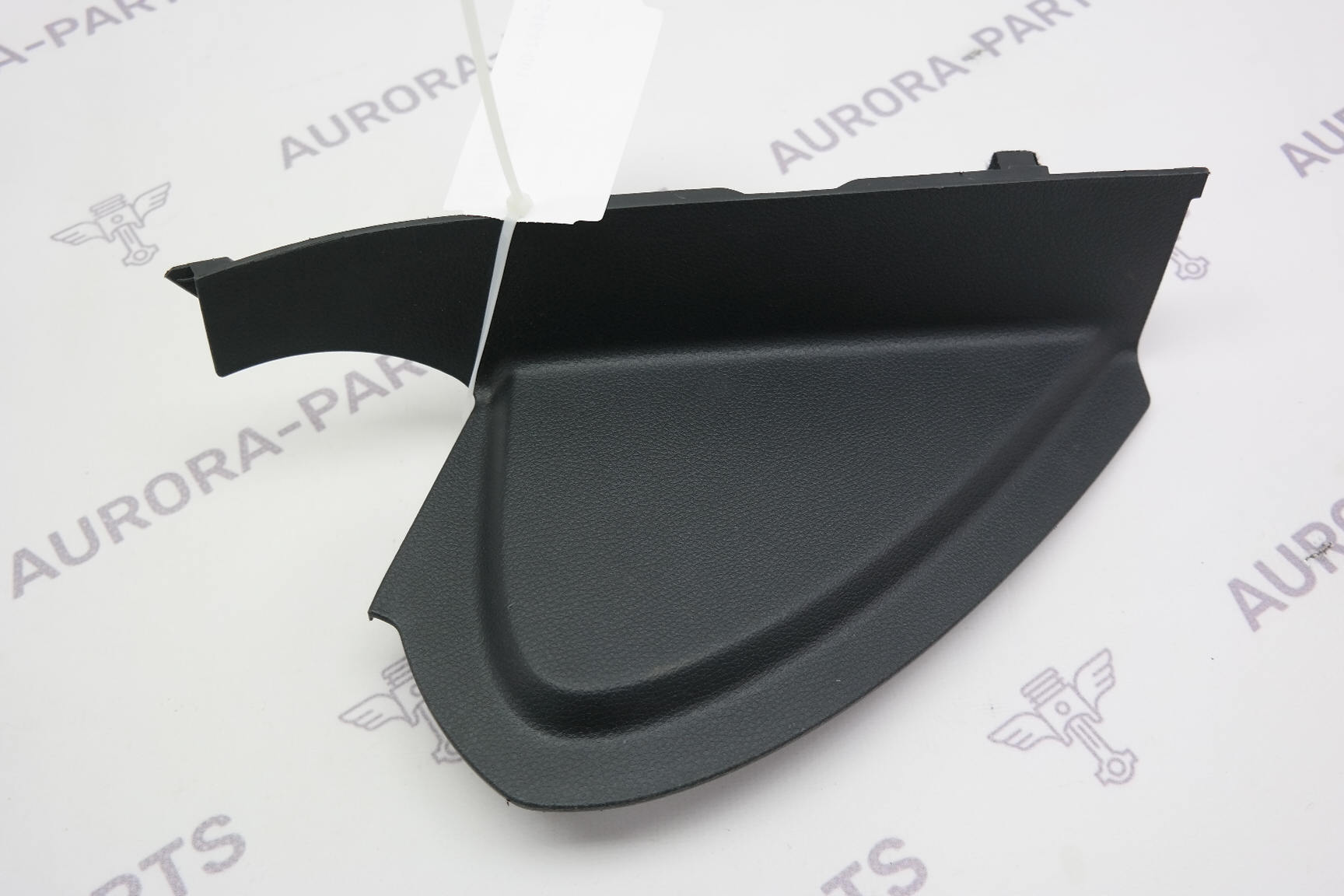 Накладка торпедо RH Mercedes E-Klasse 