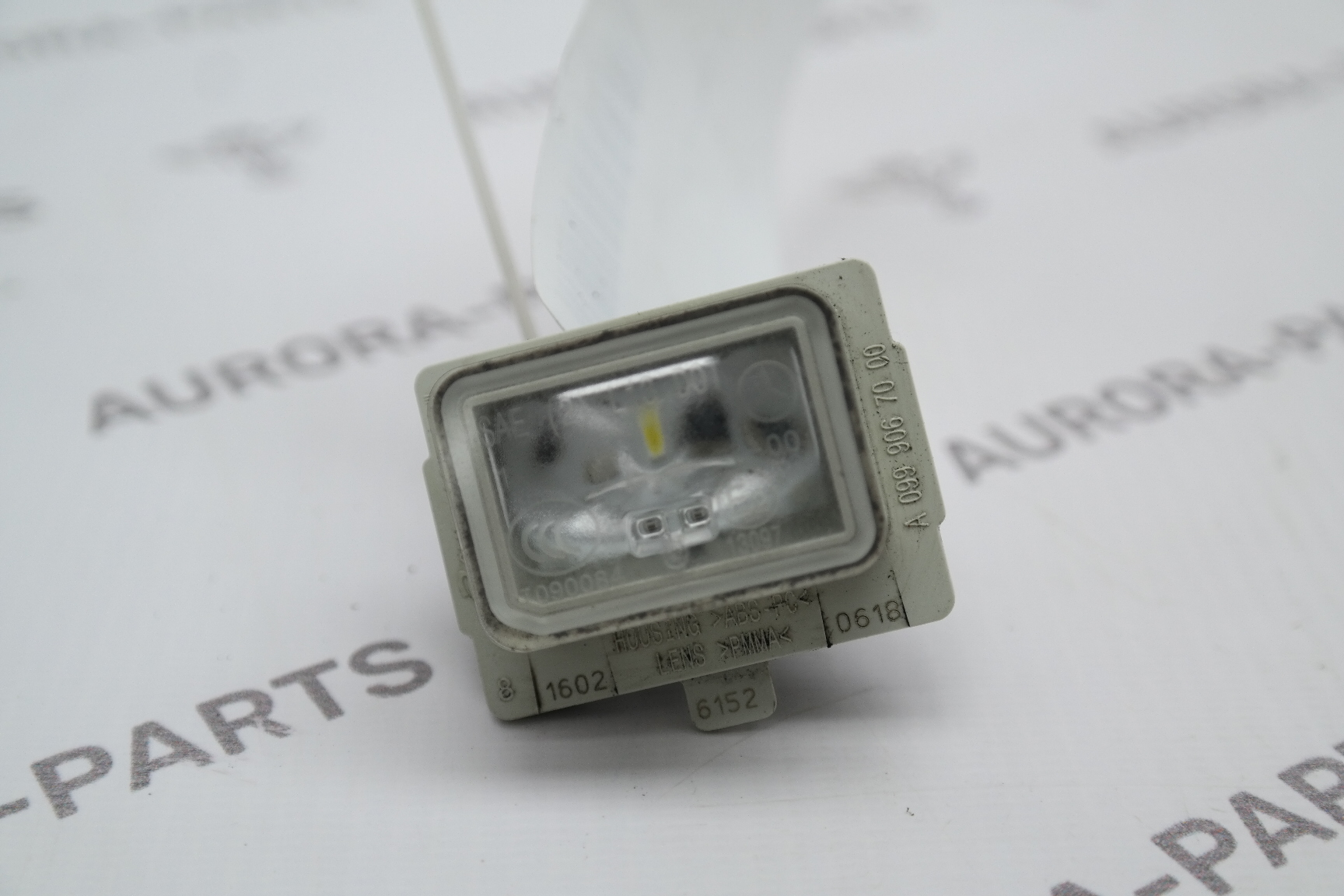 Фонарь подсветки номера Mercedes C-Klasse