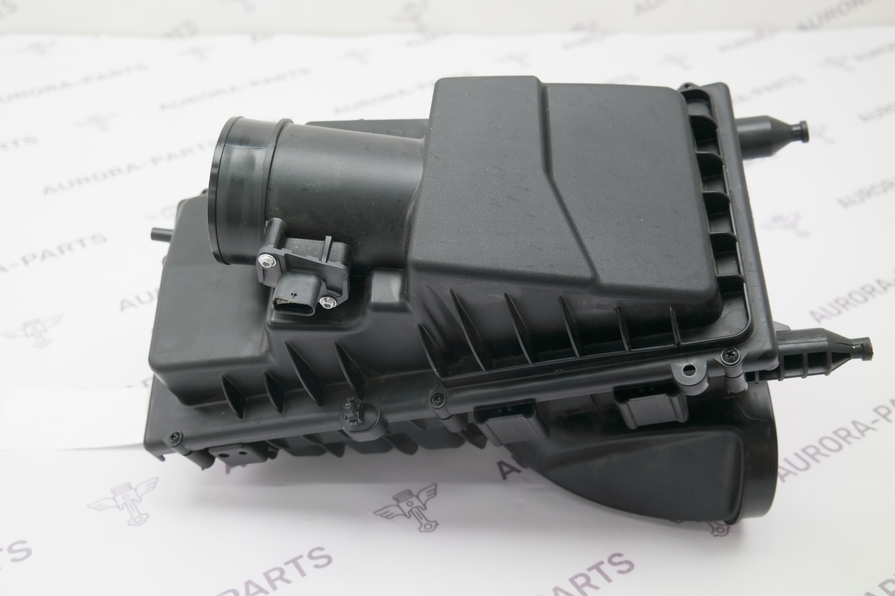 Корпус воздушного фильтра (3.0 Diesel AJ20D6) LH Land Rover Range Rover 30DDTX
