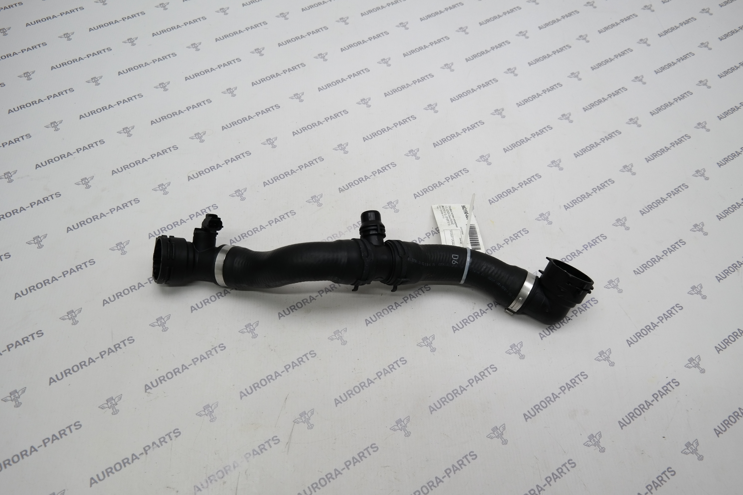 Патрубок системы охлаждения 3.0L AJ20D6 Diesel Land Rover Range Rover Sport