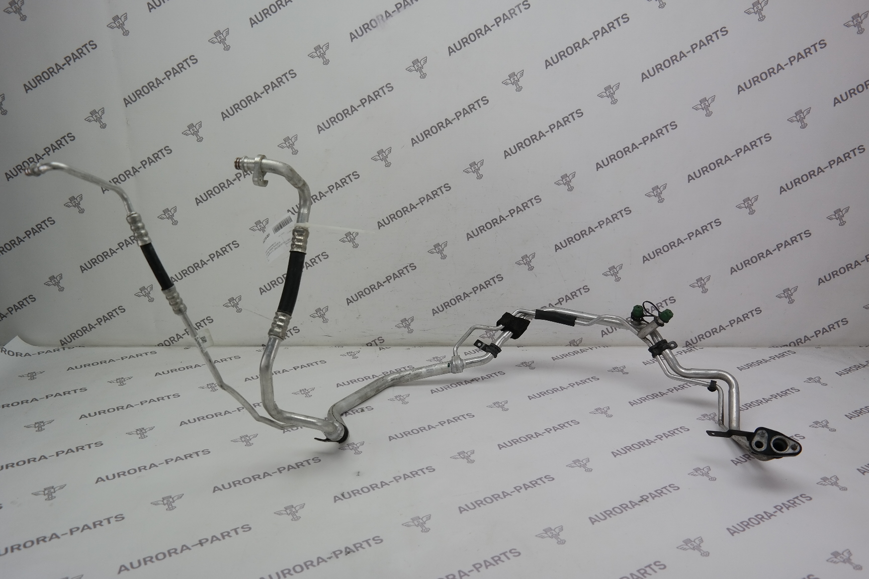 Трубка кондиционера на отопитель Land Rover Range Rover Sport