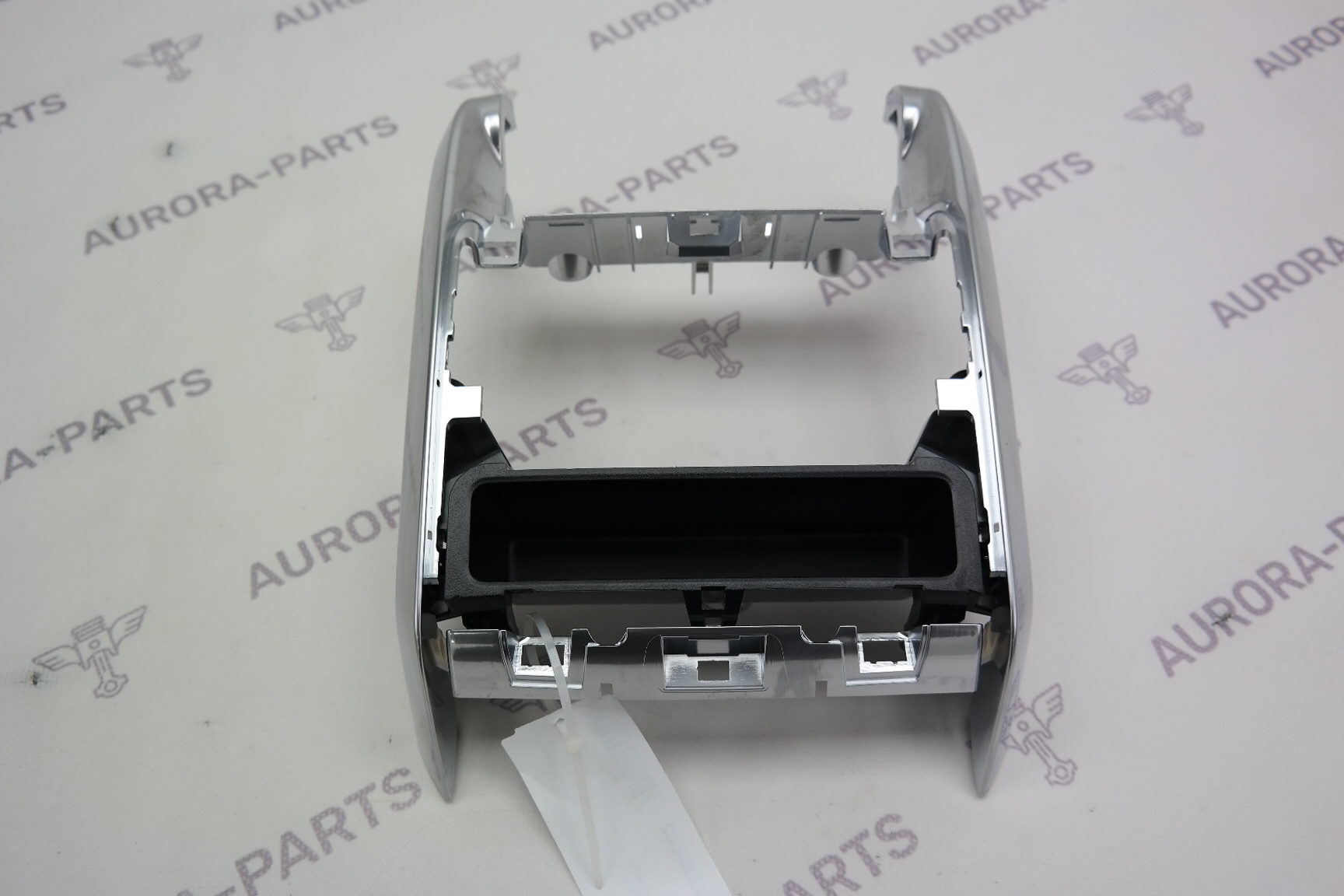 Накладка центральной консоли сзади Land Rover Range Rover Sport