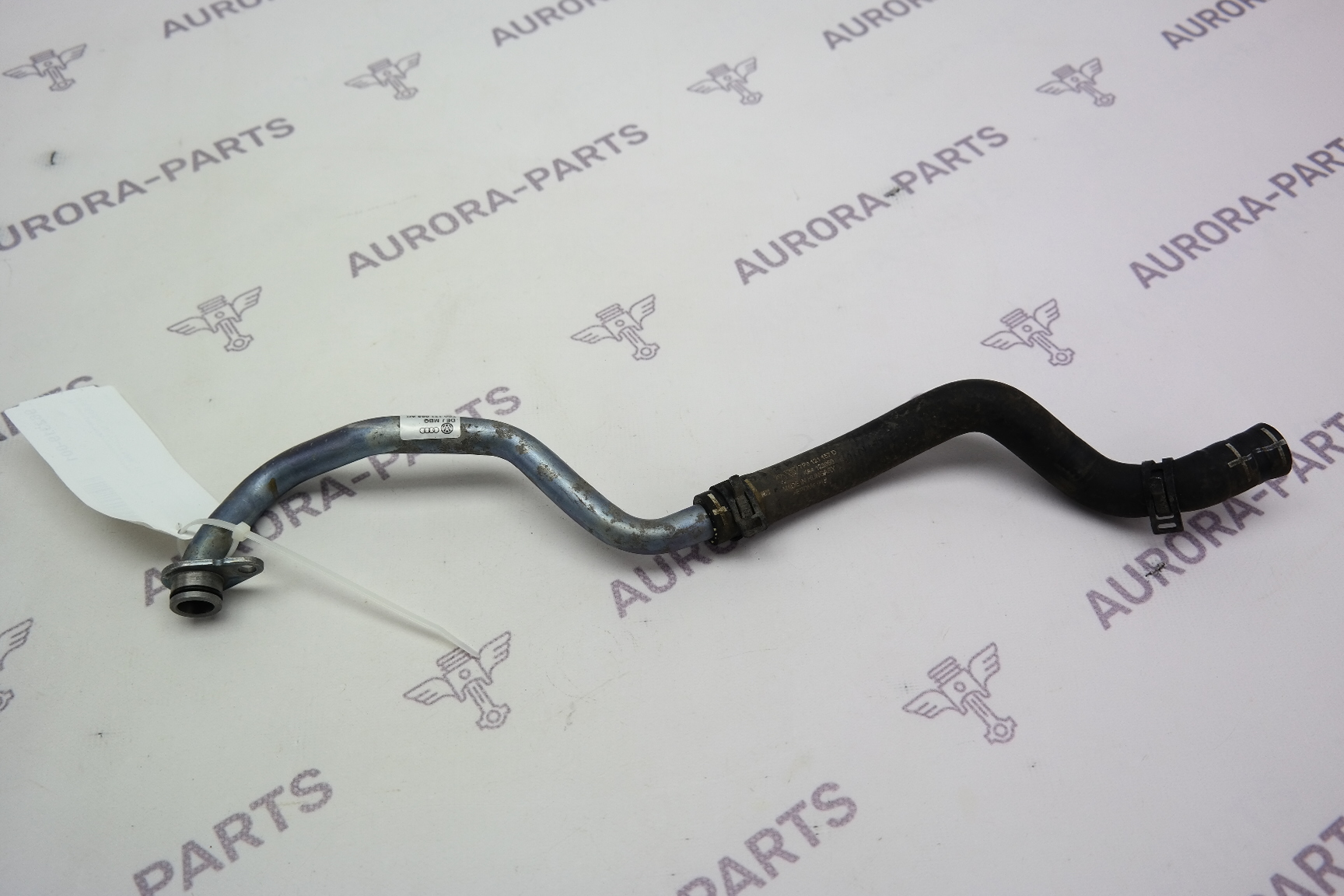 Трубка системы охлаждения VW Touareg