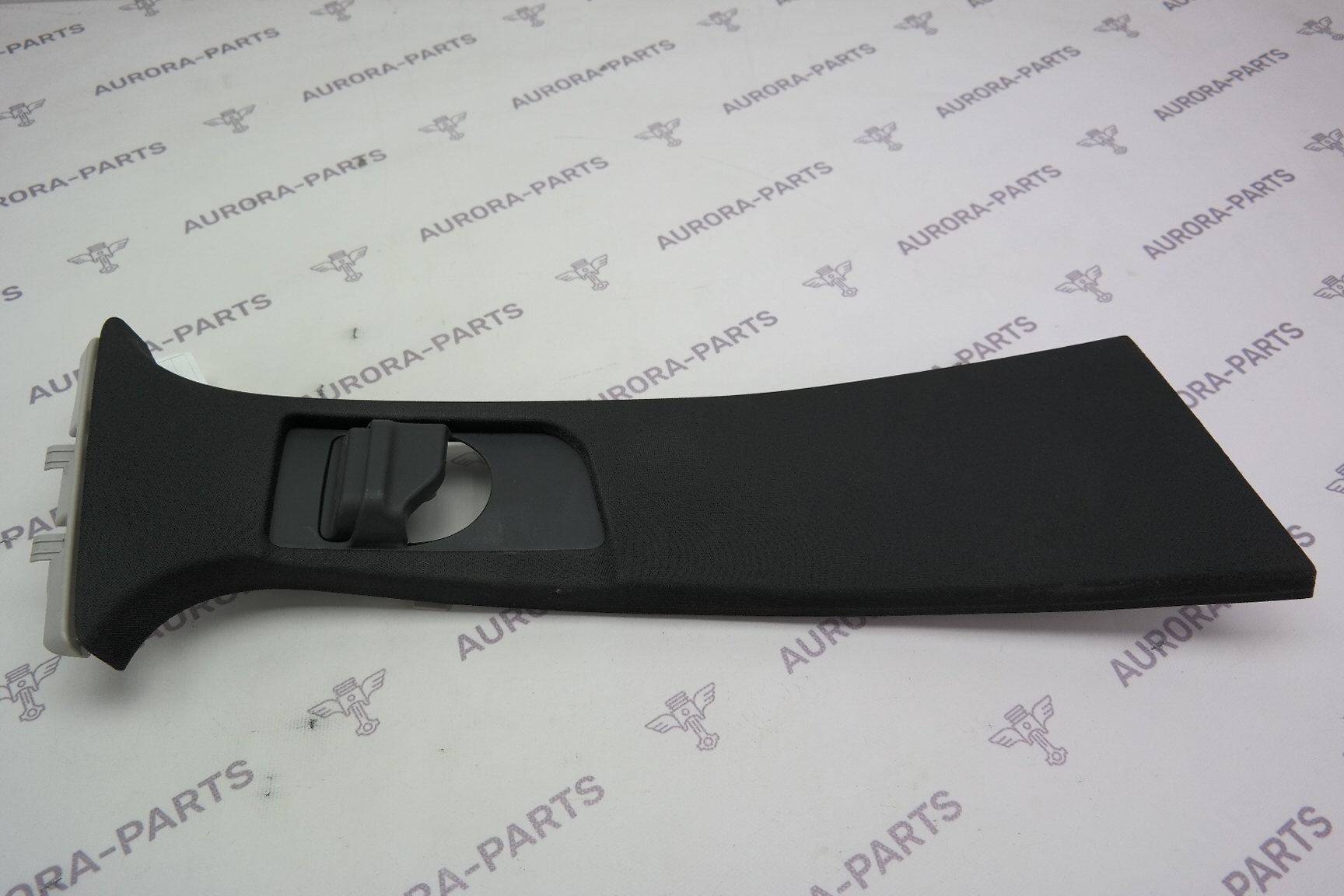 Обшивка стойки B (Черный) RH Mercedes GLC