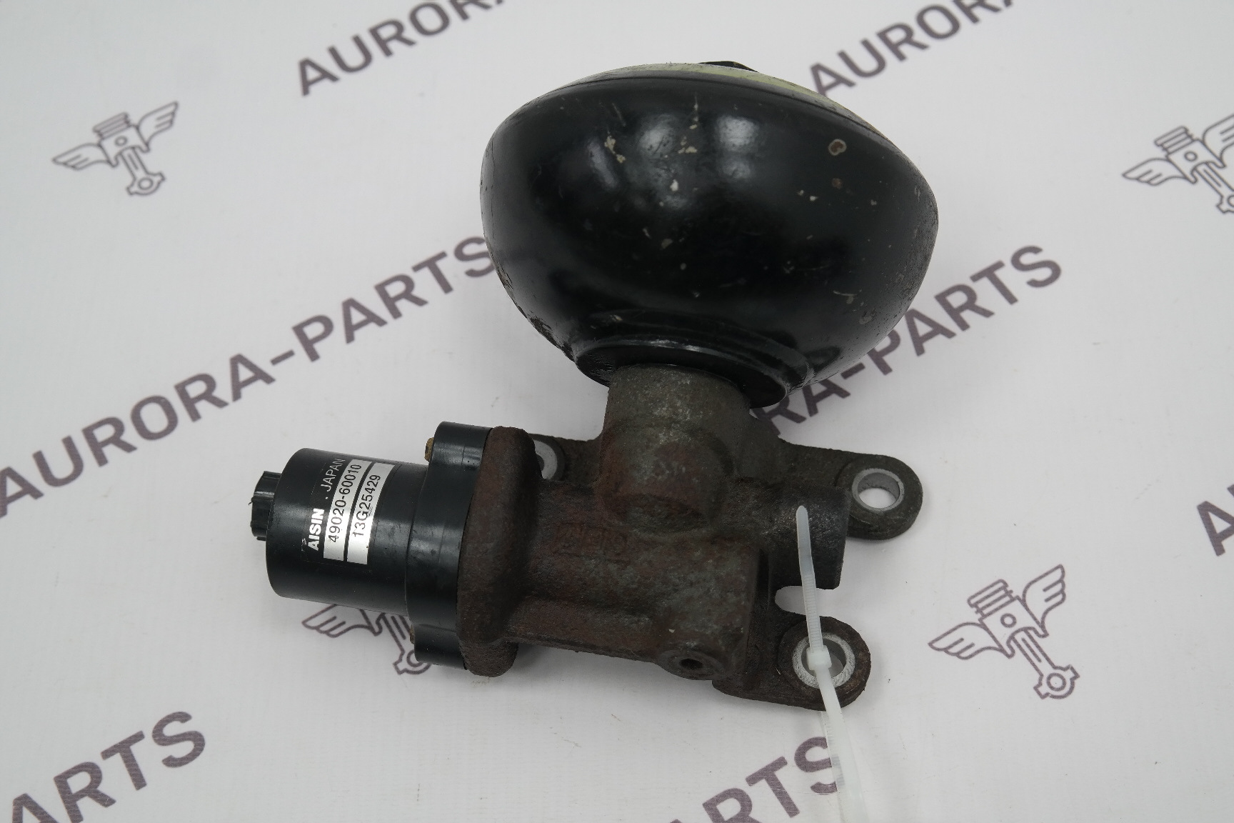 Клапан передней подвески LH Toyota Land Cruiser