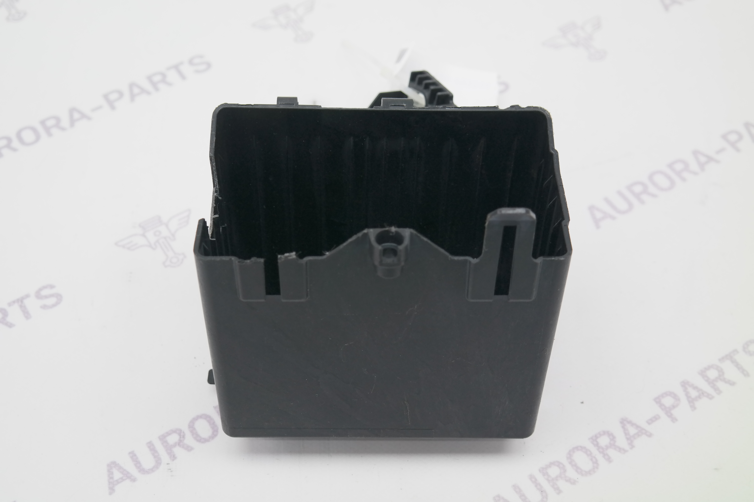 Корпус блока предохранителей Mercedes S-Klasse