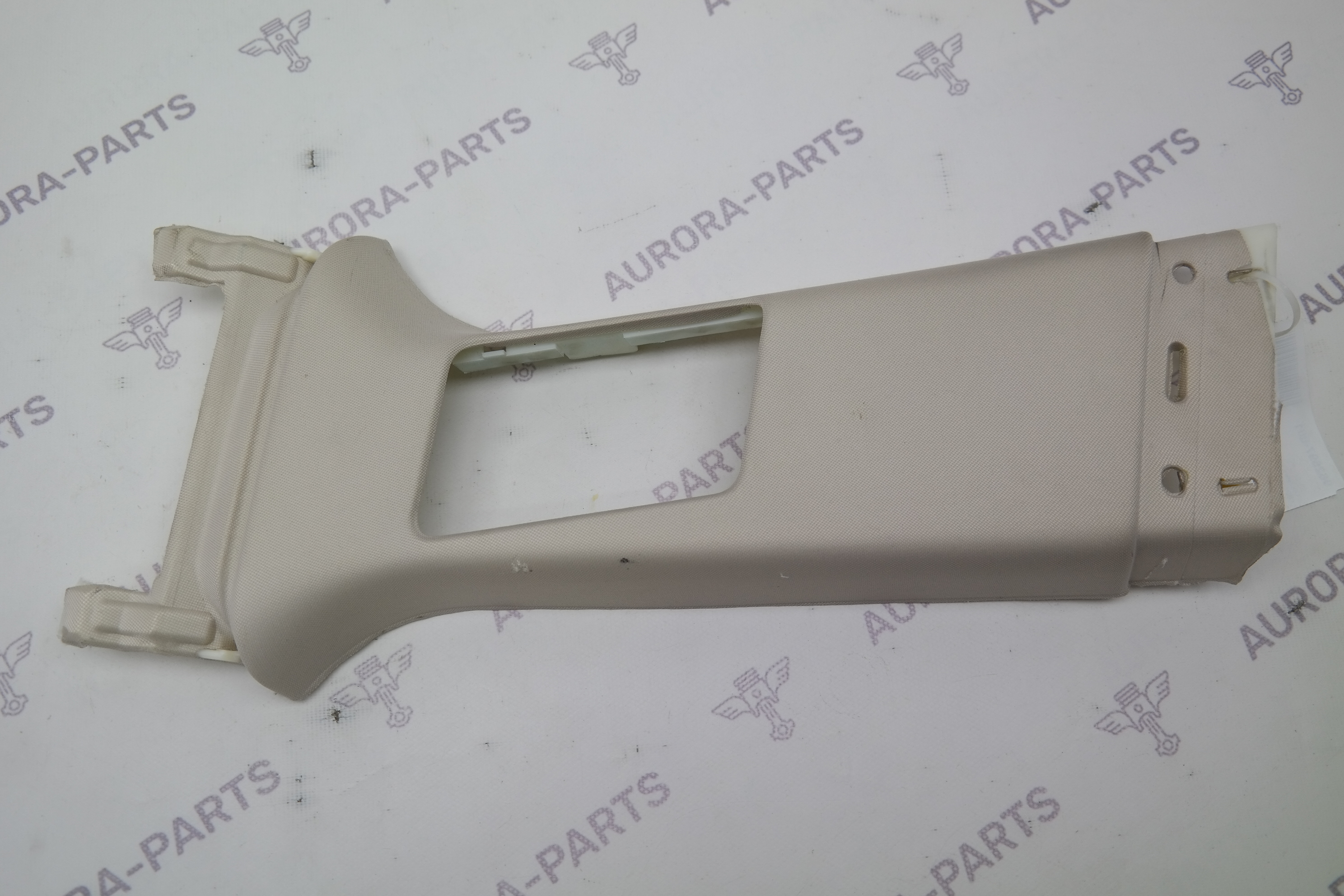 Обшивка стойки B верхняя LH Land Rover Range Rover Sport