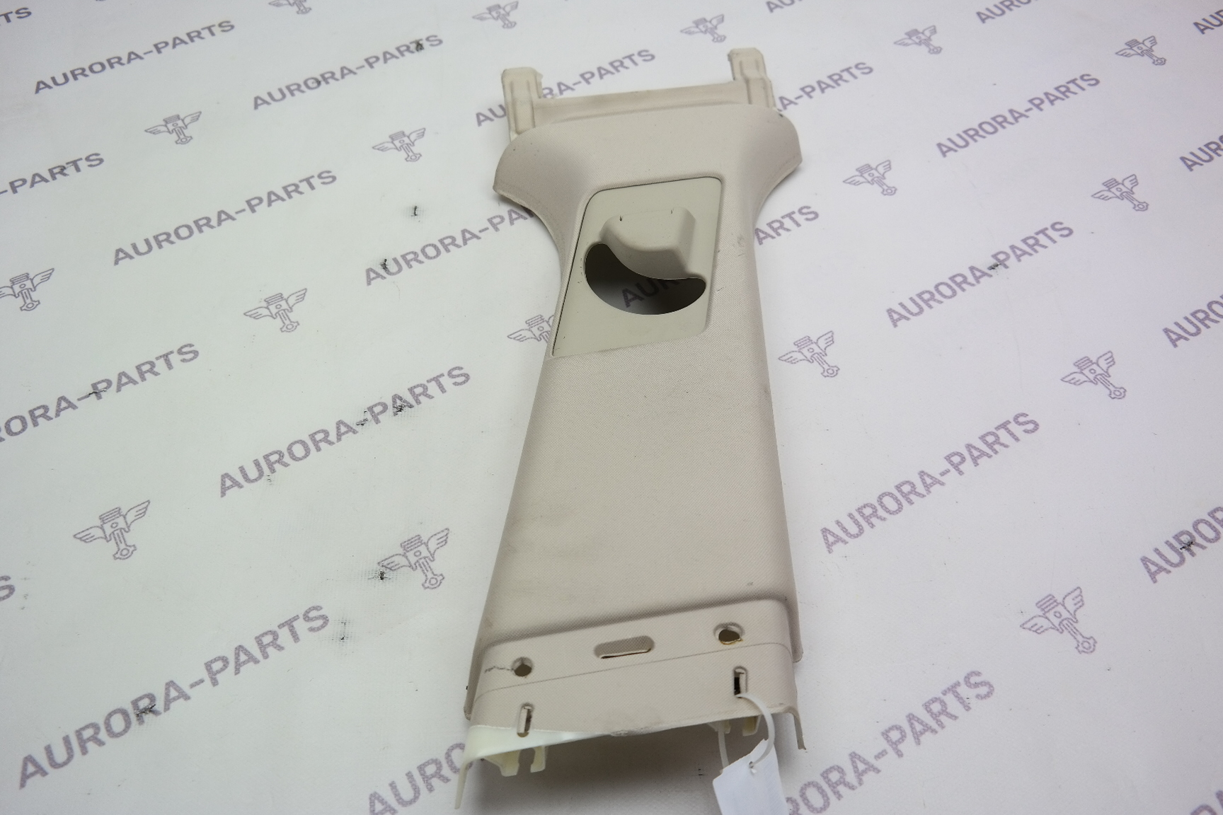 Обшивка стойки B верхняя RH Land Rover Range Rover Sport