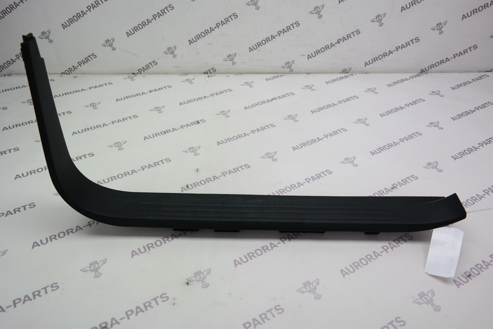 Накладка порога передней двери LH Toyota Land Cruiser